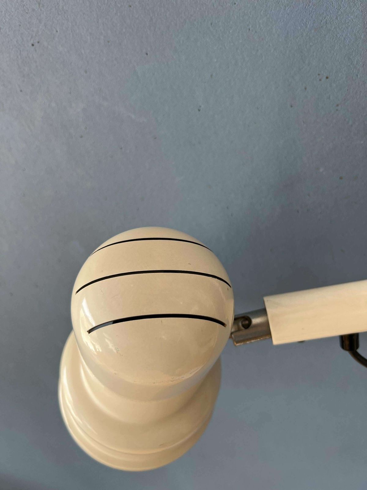 photo for sale Beige Mid Century Anvia Boogwandlamp