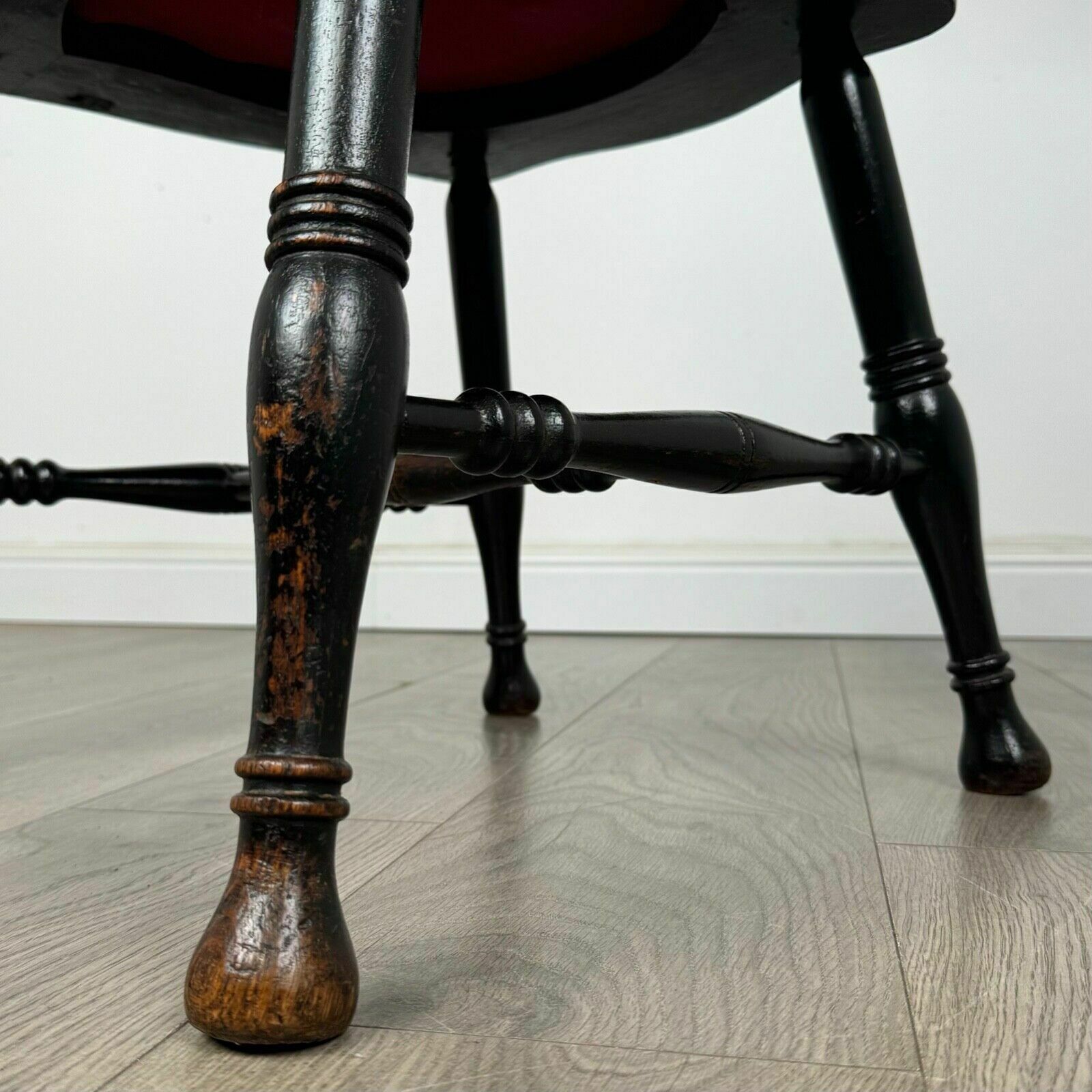 Furniture Antique 19th Century Ebonised Windsor Armchair In Oak photo