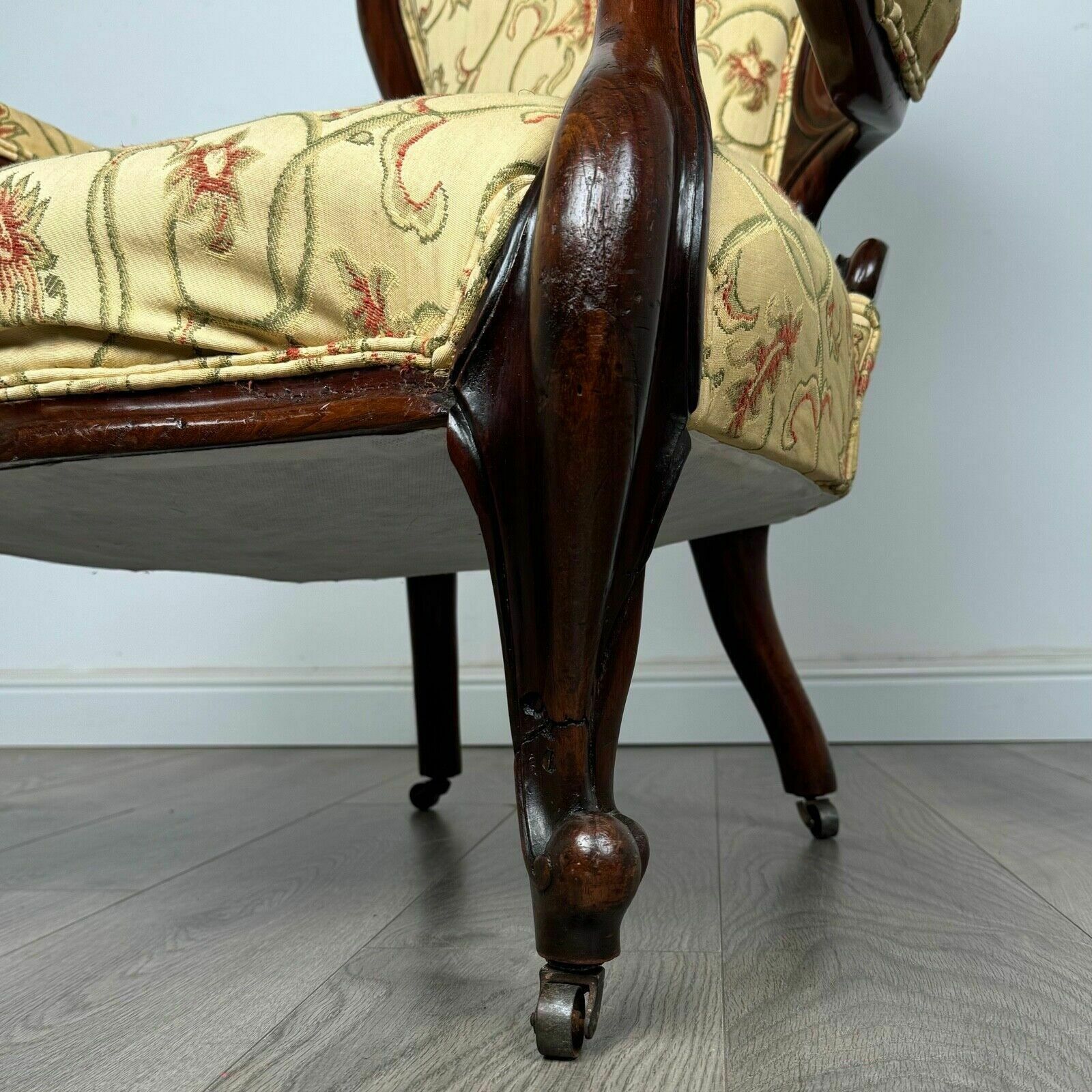 Furniture Antique 19th Century Armchair In Mahogany photo