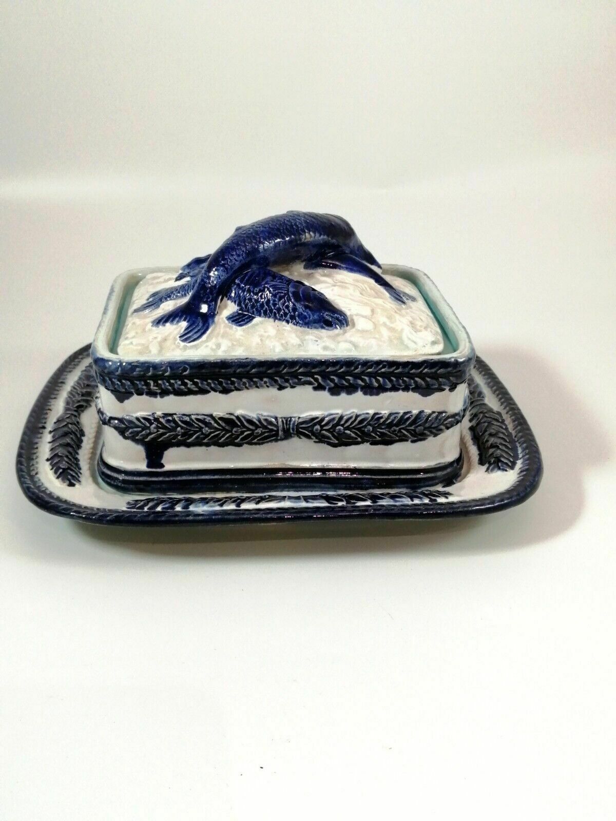 A Majolica Sardine Box By Thomas Forester & Sons, Late 19th Century photo buy