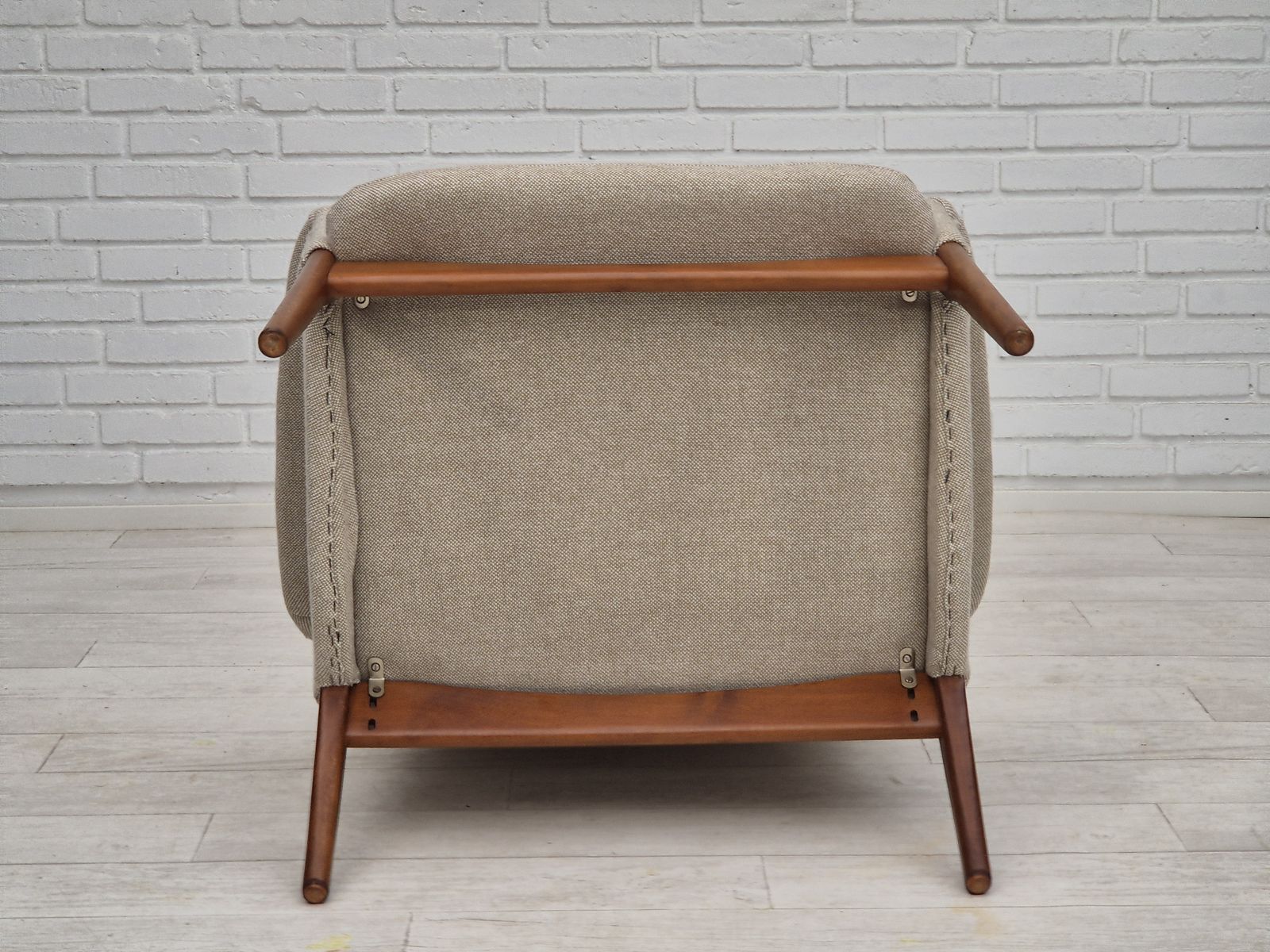 photo buy Ca. Jaren 1960, Deens Design Door Alf Svensson, Fauteuil Model 4331 Voor Fritz Hansen, Opnieuw Bekleed.