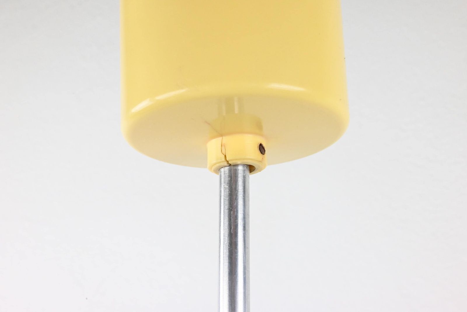 photo furniture Round Glass Ceiling Light, Ceiling Lamp, Atomic Lighting, Mid Century Lighting, Mid Century Lamp, Mid Century Modern. Mid Century