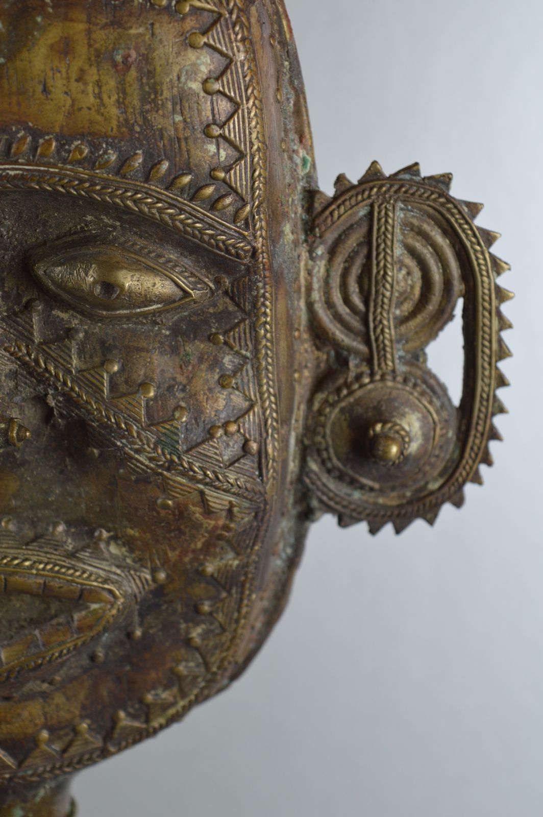 photo buy Large (68cm Tall) Early 20th Century African Bronze Ashanti King Statue,C1900.