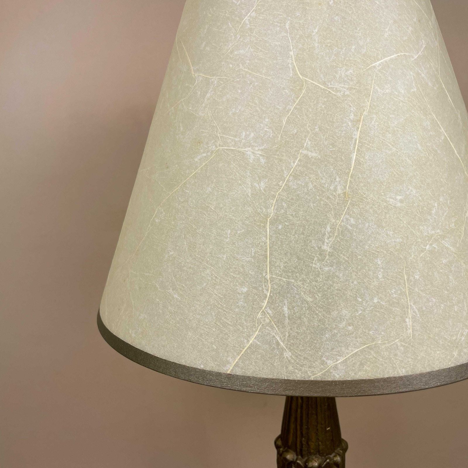 Onyx Marble & Gold Brass Lamp Light Bedside Side Table Desk Square Base Ornate White Stone Pillar Lampshade Vintage Antique photo vinterior