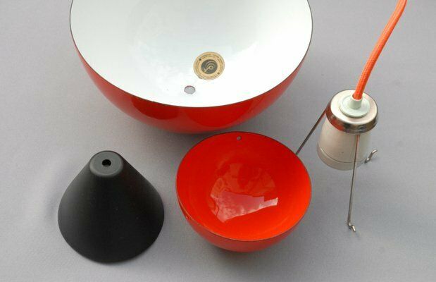 Set Of 2 Flowerpot Vp1 Pendant Lamps By Verner Panton For Louis Poulsen, Denmark, 1968 photo furniture