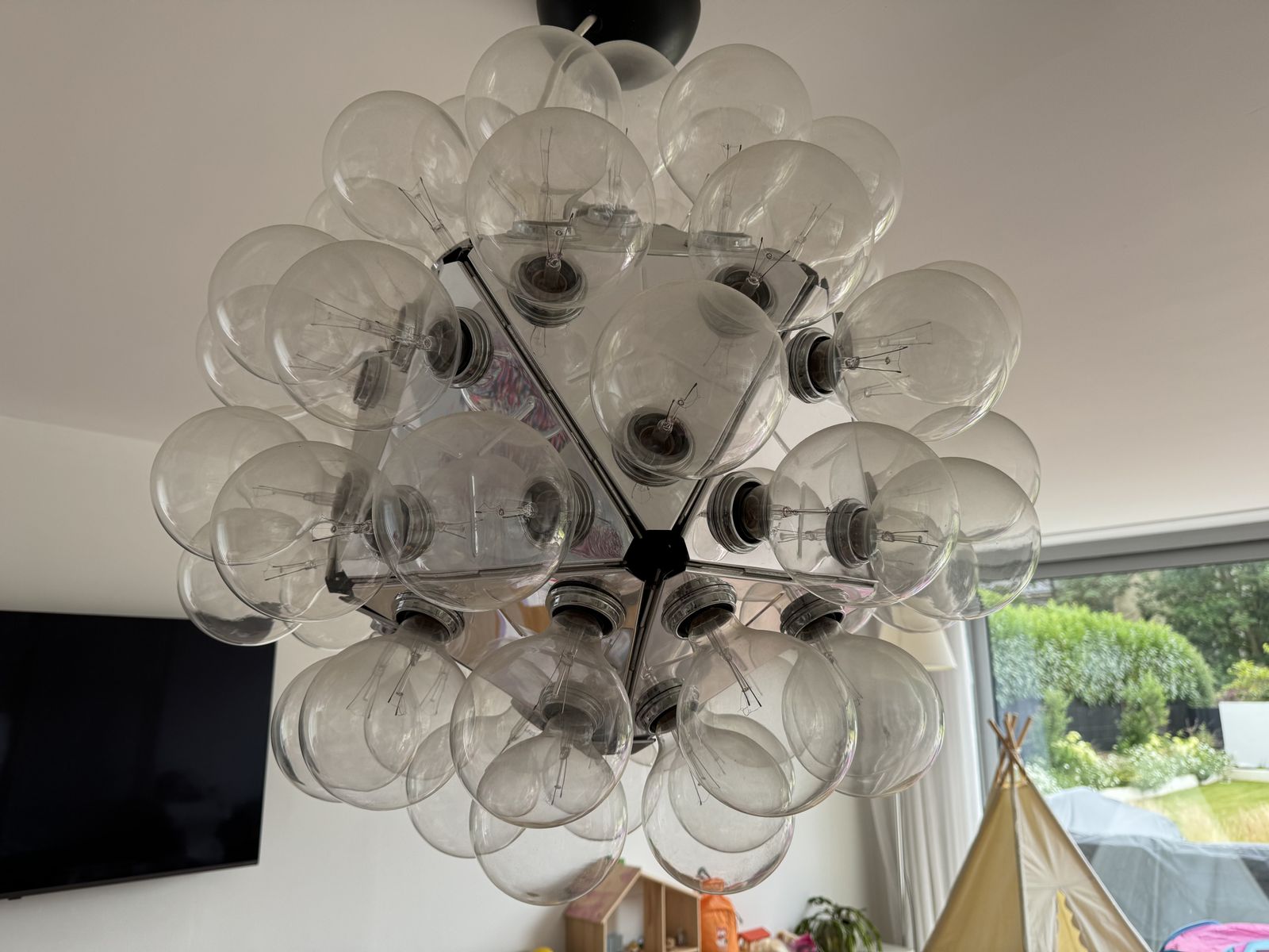 Taraxacum 88 Suspension 1, Industrial photo Lighting