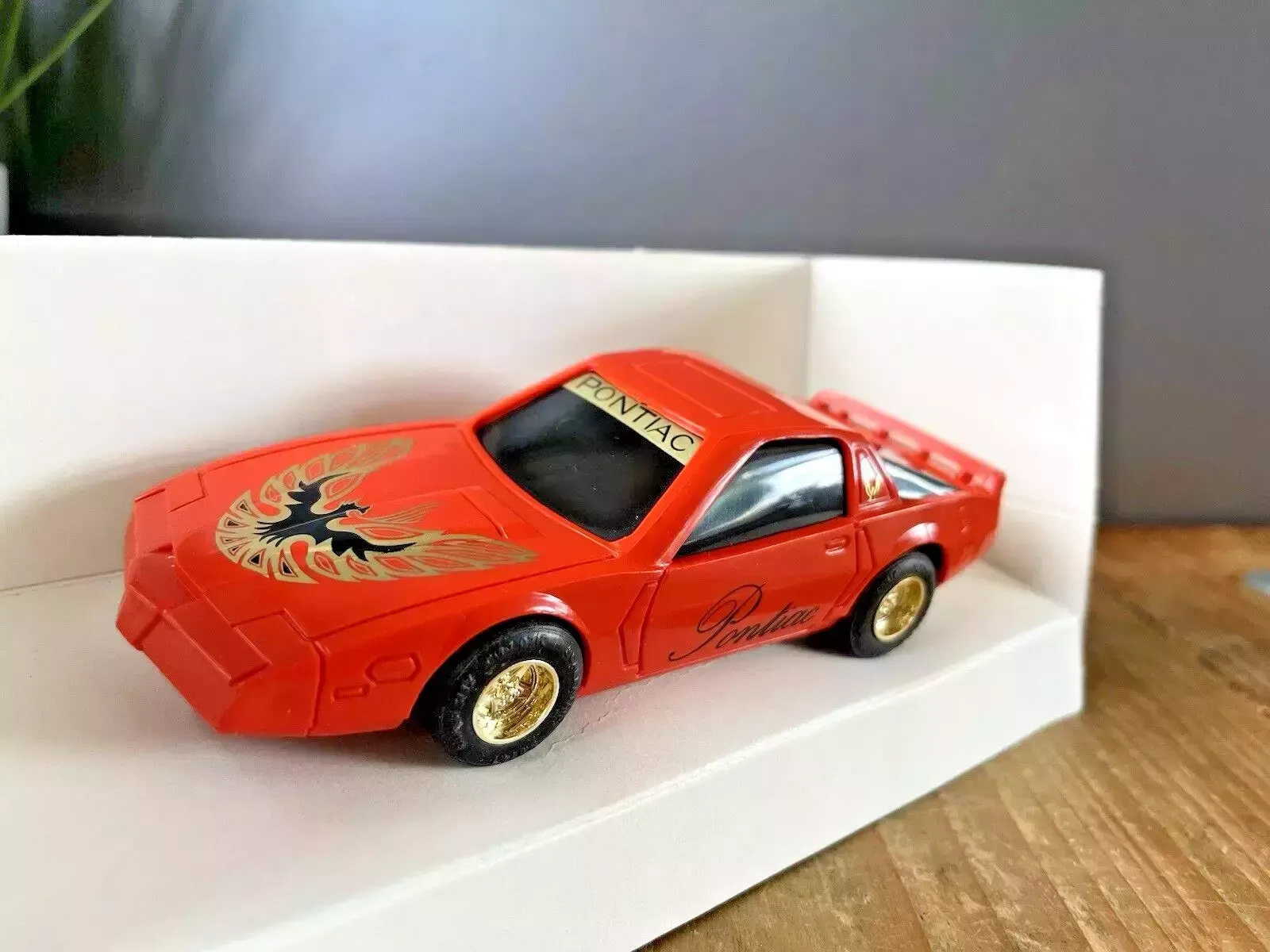 Unused Scalextric Pontiac Firebird Model Racing Car C383 Gold Wheels Slot 1:32 photo Home Decor