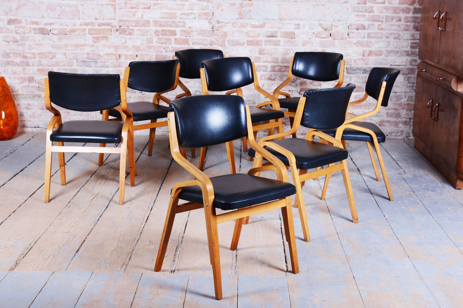 Set Of Eight Restored Mid Century Chairs, By Ludvik Volak, Maple, Czech, 1960s photo vinterior