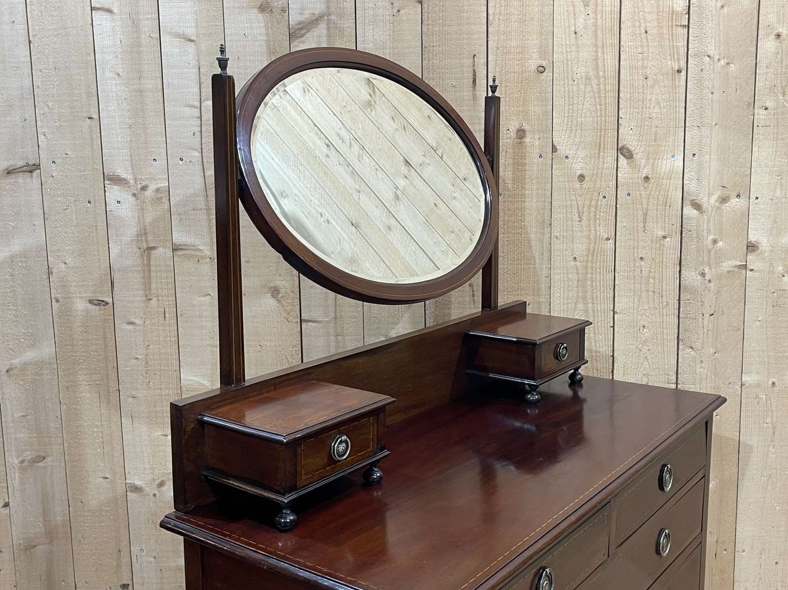 photo vintage English Dressing Table From The 1930s In Mahogany