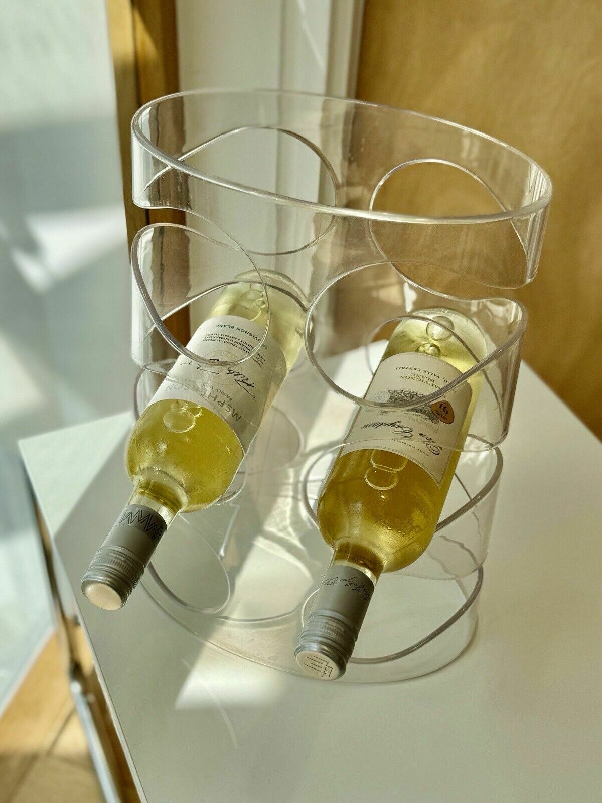 50.0 Circa 2009 Umbra By Ran Lerner Clear Acrylic "The Grapevine" 6 Bottle Wine Rack photo