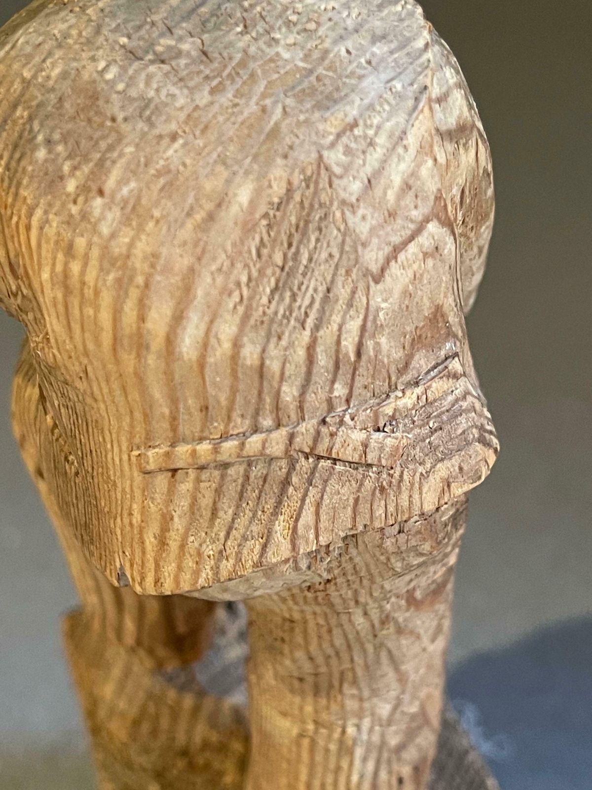 photo furniture Wooden Carving Human Sculpture Antique Decorative Figurine Of A Thinking Man