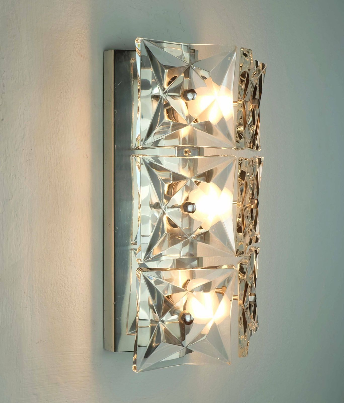 Kinkeldey Mid Century Sconce Crystal Glass And Chrome 6 Glass Prisms 1960s photo vinterior