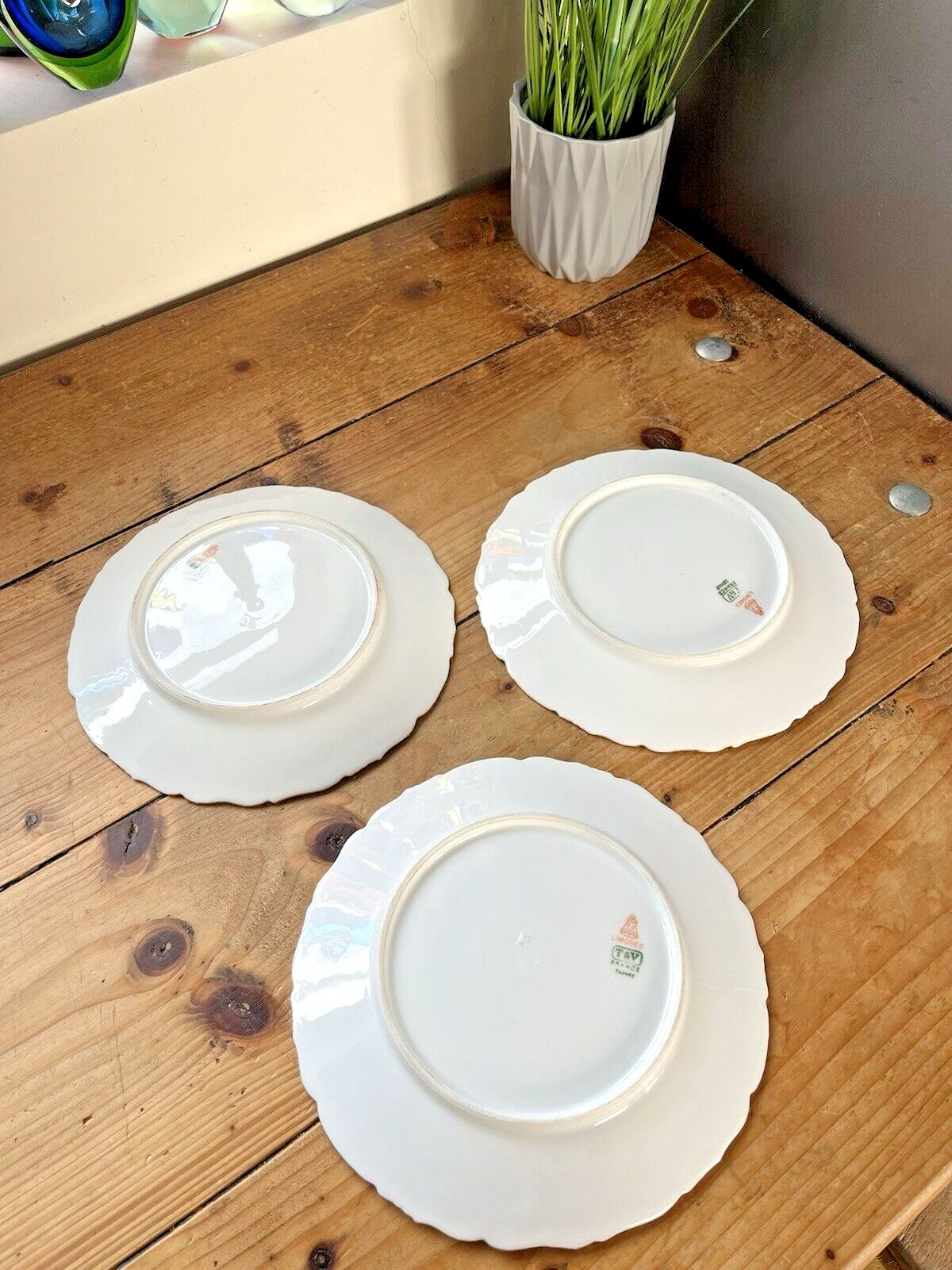 photo furniture 1 Antique Tressemanes & Vogt T&V Limoges Buttercup Floral Gold Gilt Plate