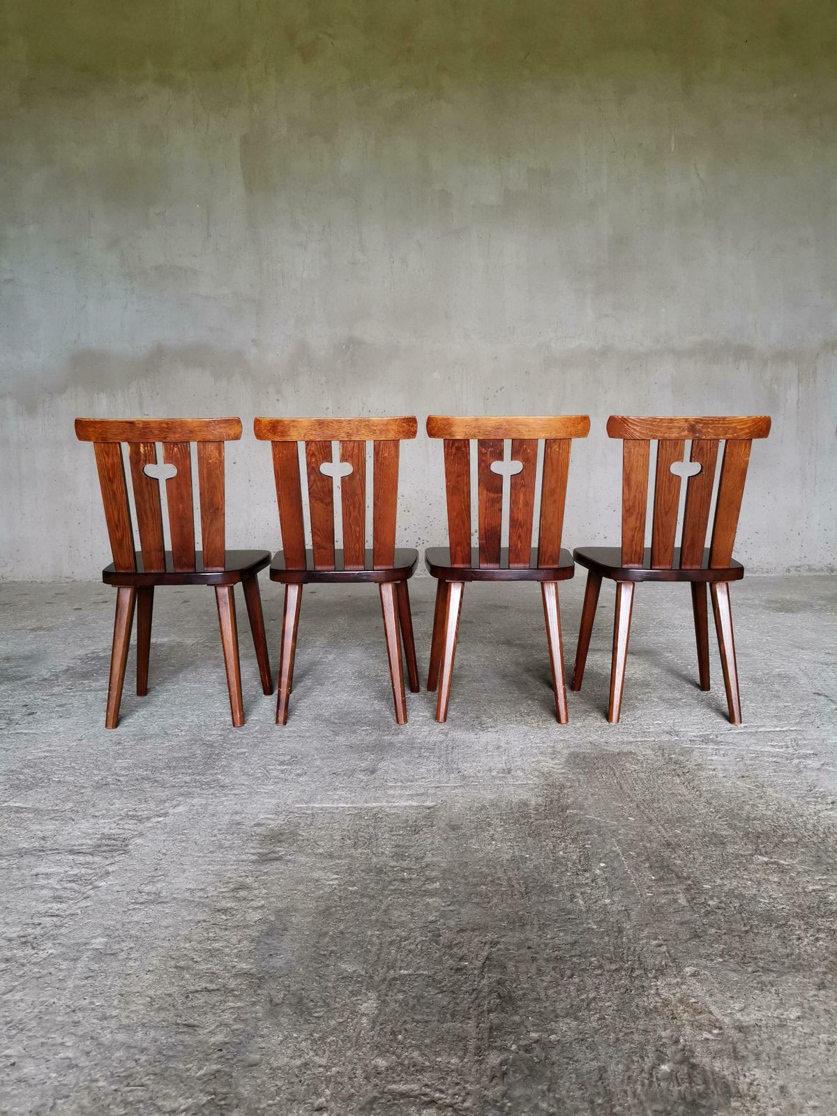 Set Of 4 Iconic Göran Malmvall Dining Chairs In Solid Oregon Pine, Sweden 1940s photo 3874.0