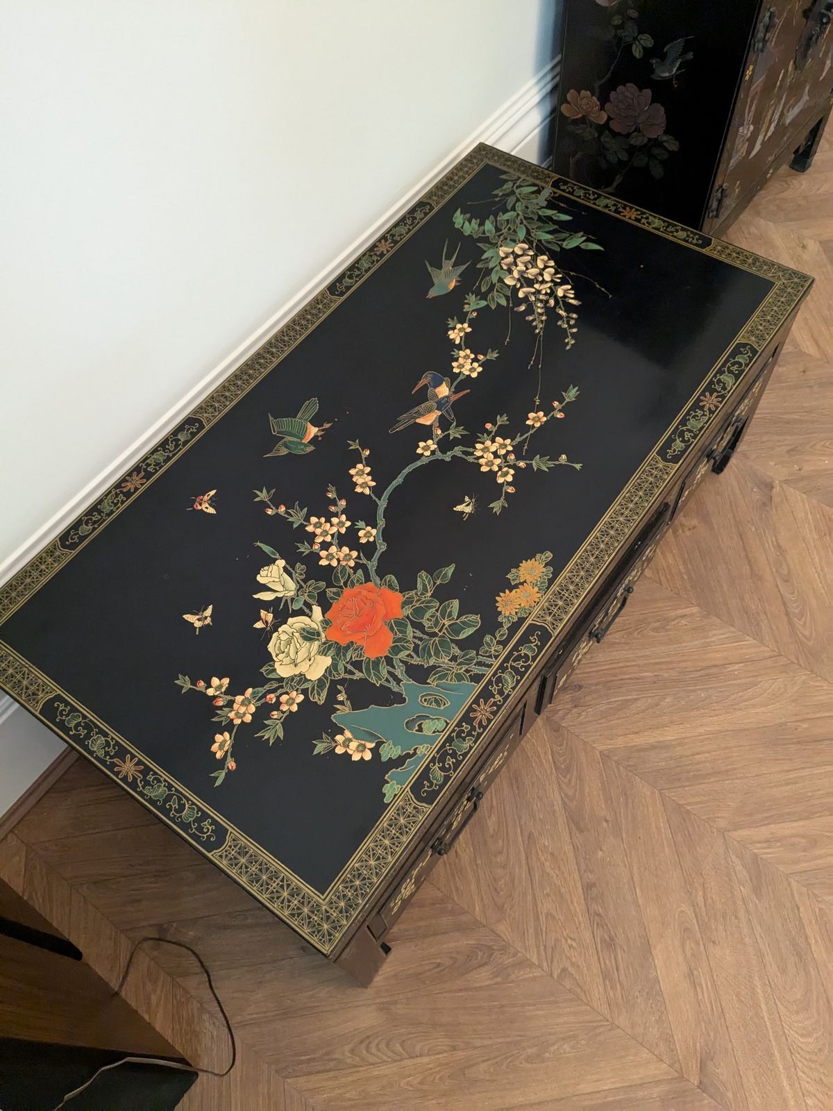 Ferrenby Mother Of Pearl 3 Piece Furniture Set photo vinterior