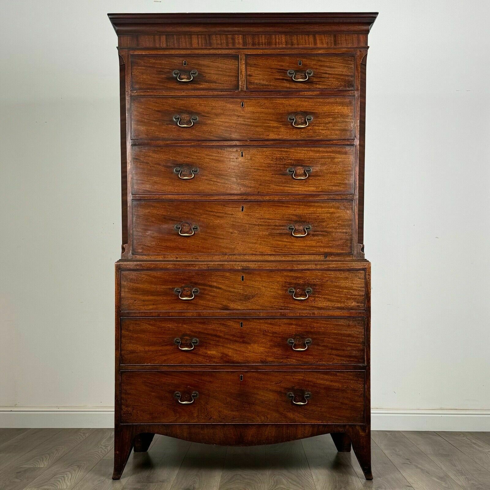 Antique 18th Century Chest On Chest In Mahogany