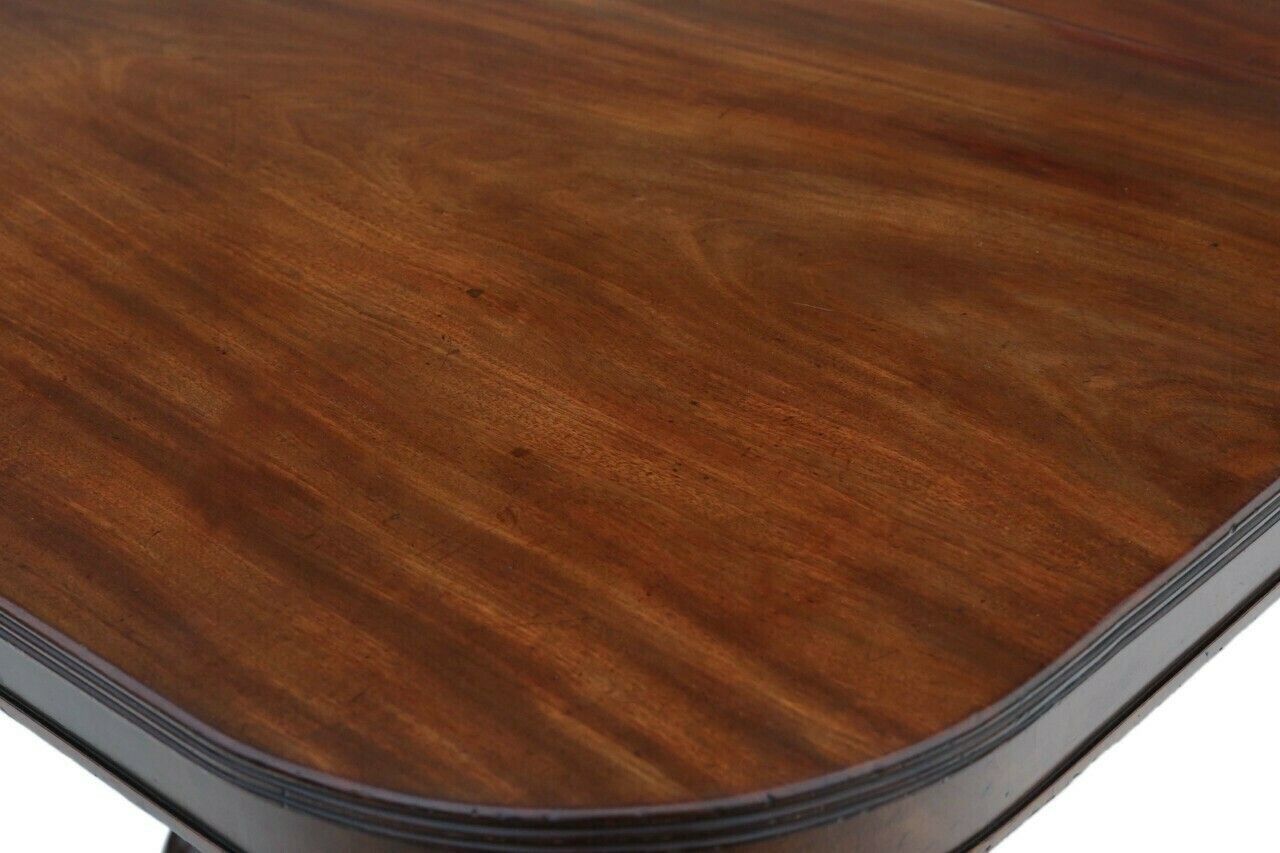 photo furniture Antique Large  Fine Quality Mahogany Extending Twin Pedestal Dining Table Early 19th Century