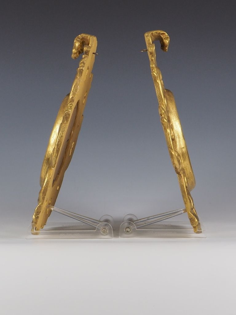 photo furniture Antique Pair Of Venetian Giltwood Wall Mirrors