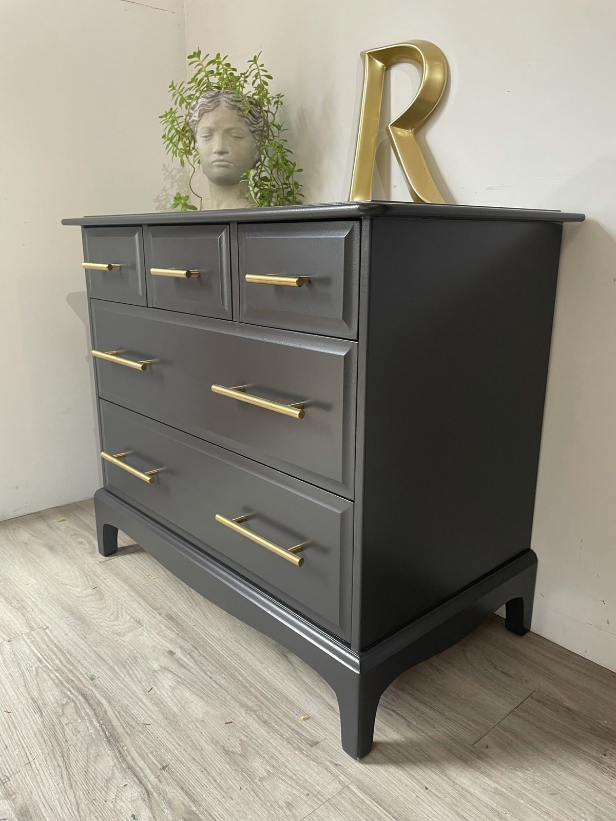 Furniture Stag Minstrel 3 Over 2 Chest Of Drawers Black photo
