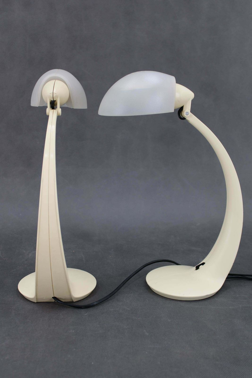 1970s Pair Of Veneta Lumi Table Lamps  Model Virgola, Italy photo 377.0