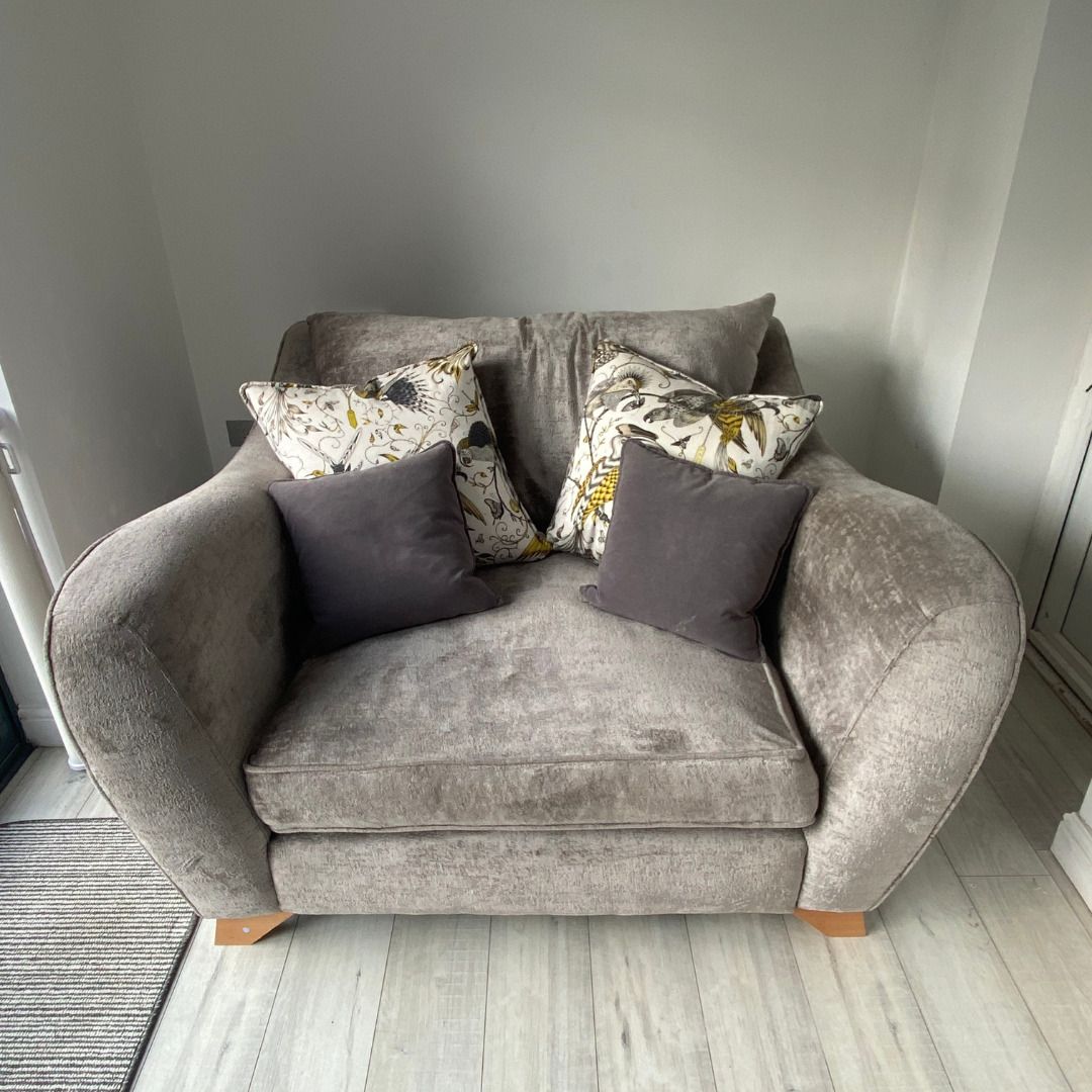 Sofology Renata Grey Loveseat With Cushions