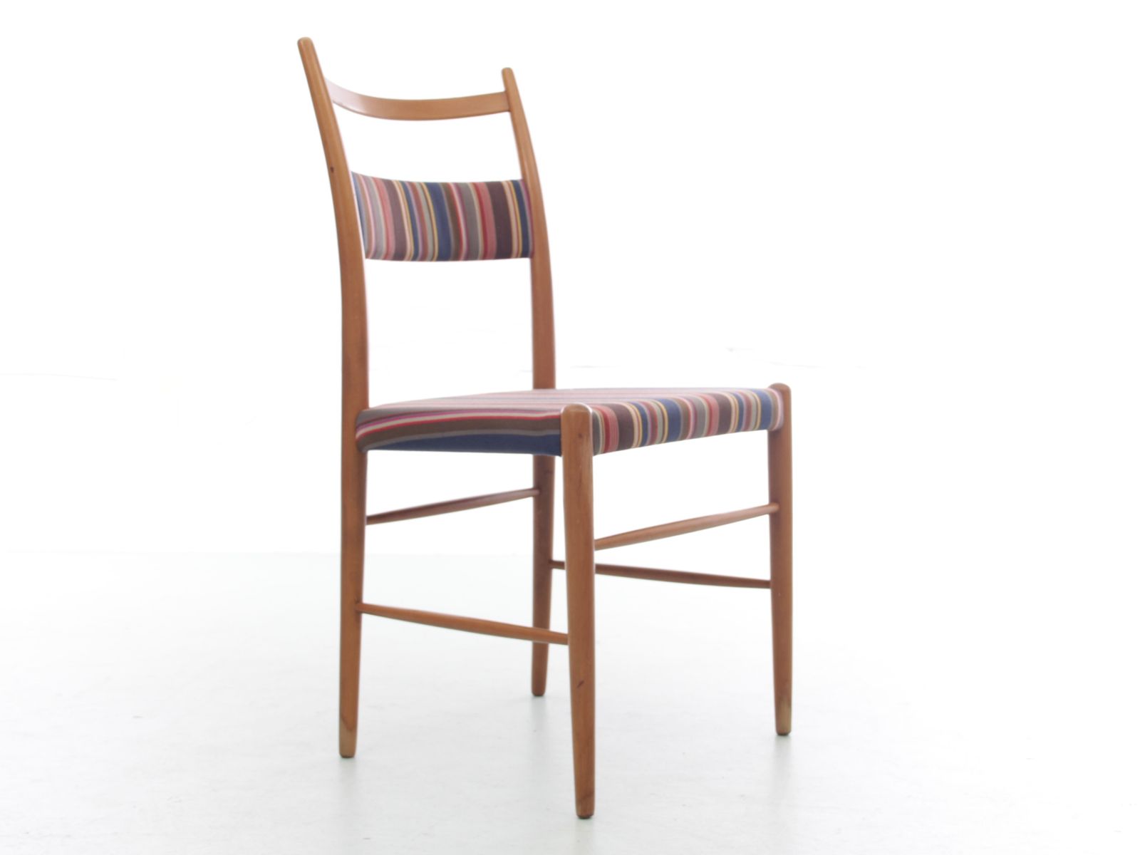 Furniture Mid Century Modern Scandinavian Set Of 4 Chairs By Yngve Ekström. photo