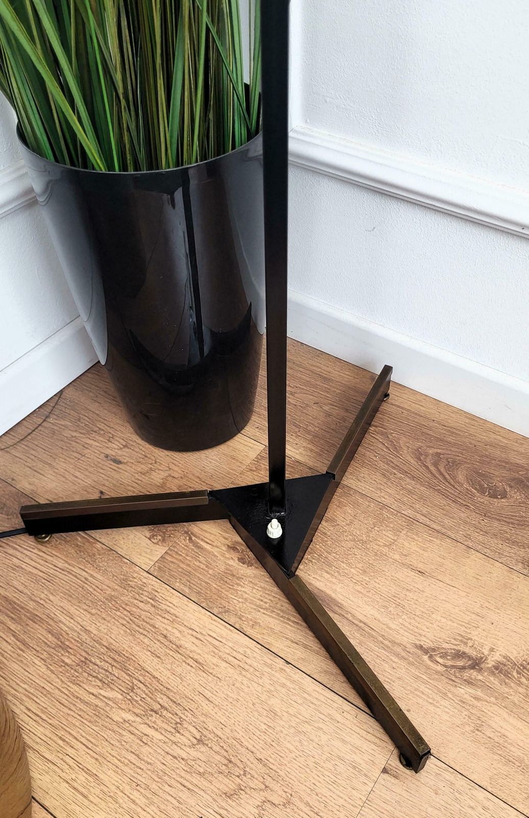 Italian Art Deco Mid Century Black Metal Gilt Brass Opaline Glass Floor Lamp photo buy