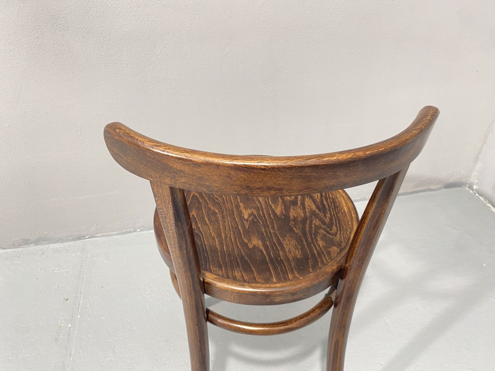 photo buy Fully Renovated Chair Thonet Mundus, Czechoslovakia, 1920´S