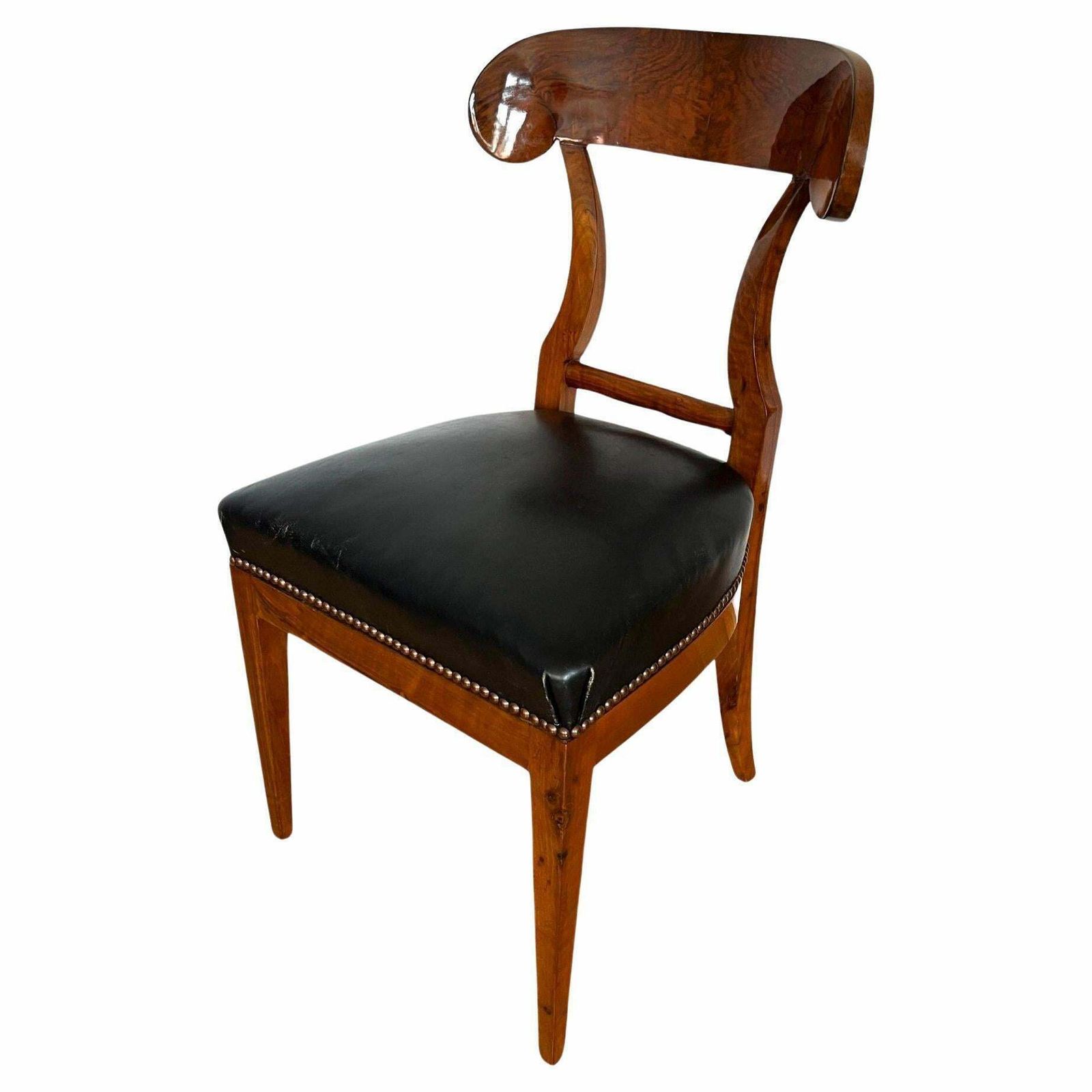 Biedermeier Shovel Chair, Walnut Veneer, Black Leather, Austria Circa 1820