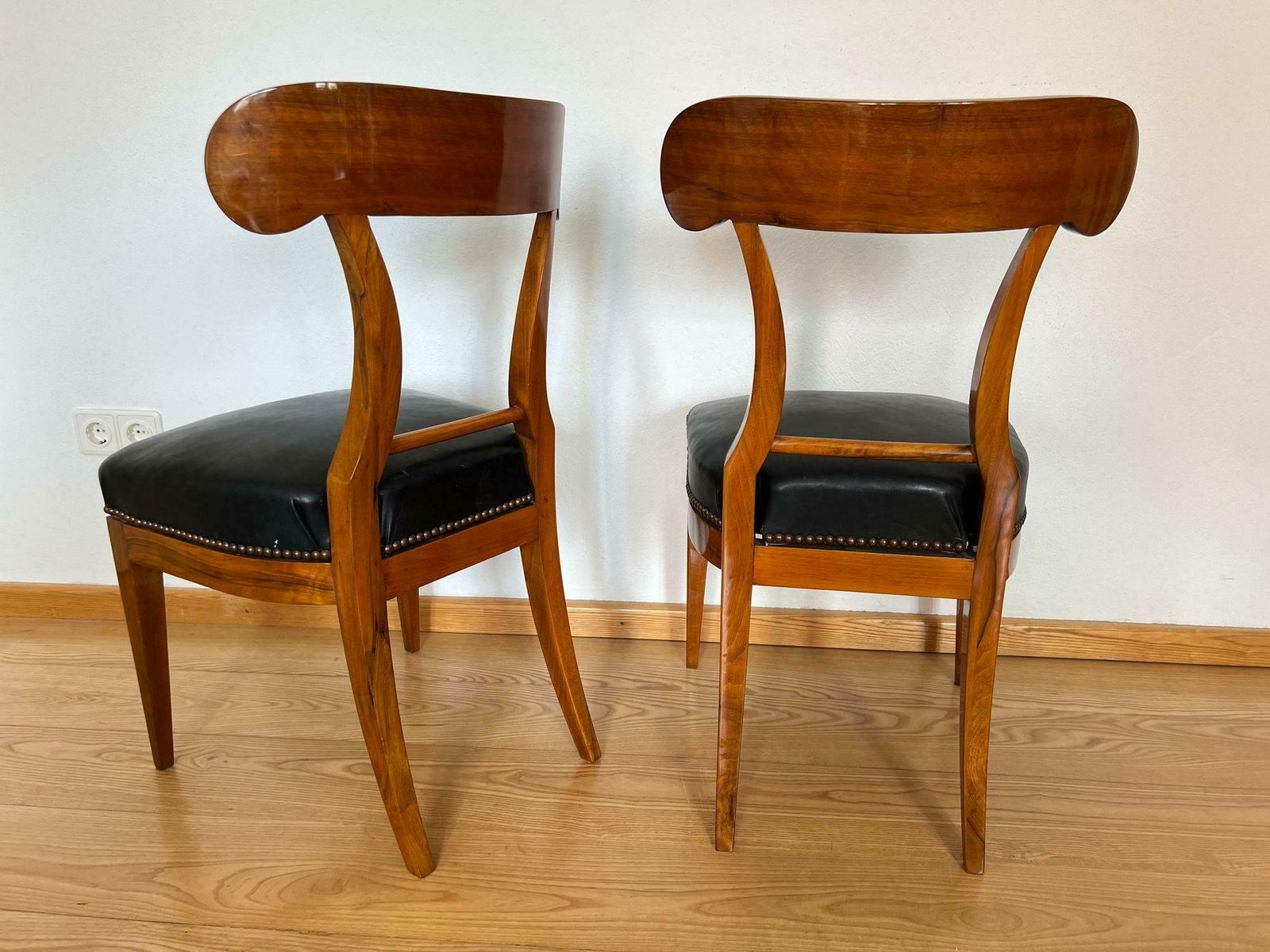 Pair Of Biedermeier Shovel Chairs, Walnut, Black Leather, Austria Circa 1820 photo vinterior