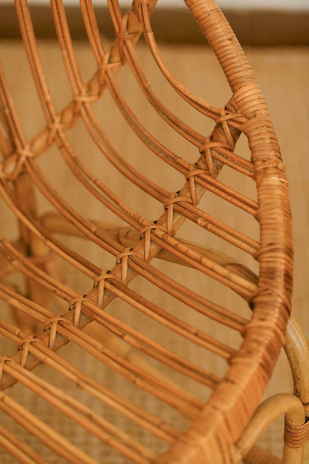 photo furniture Pair Of Pod Chairs In Bamboo, Italy 1970