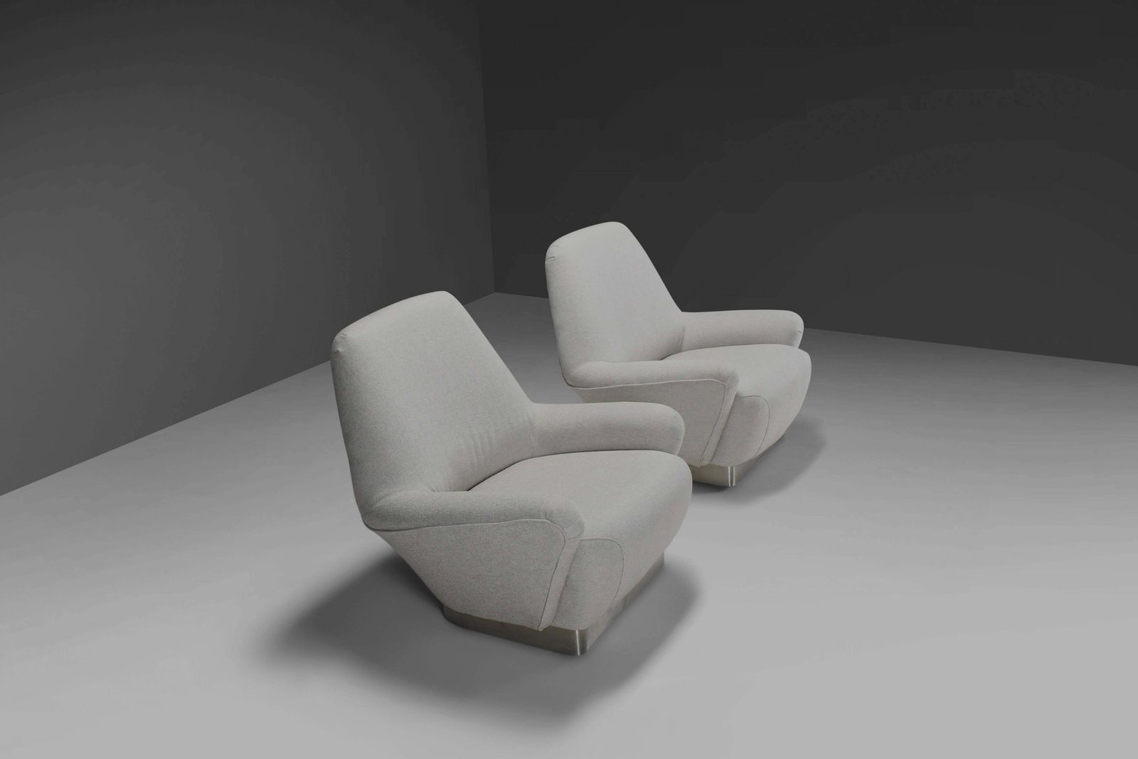 Rare Pair Of Grey Fabric And Stainless Steel Lounge Chairs By Gianni Moscatelli photo buy