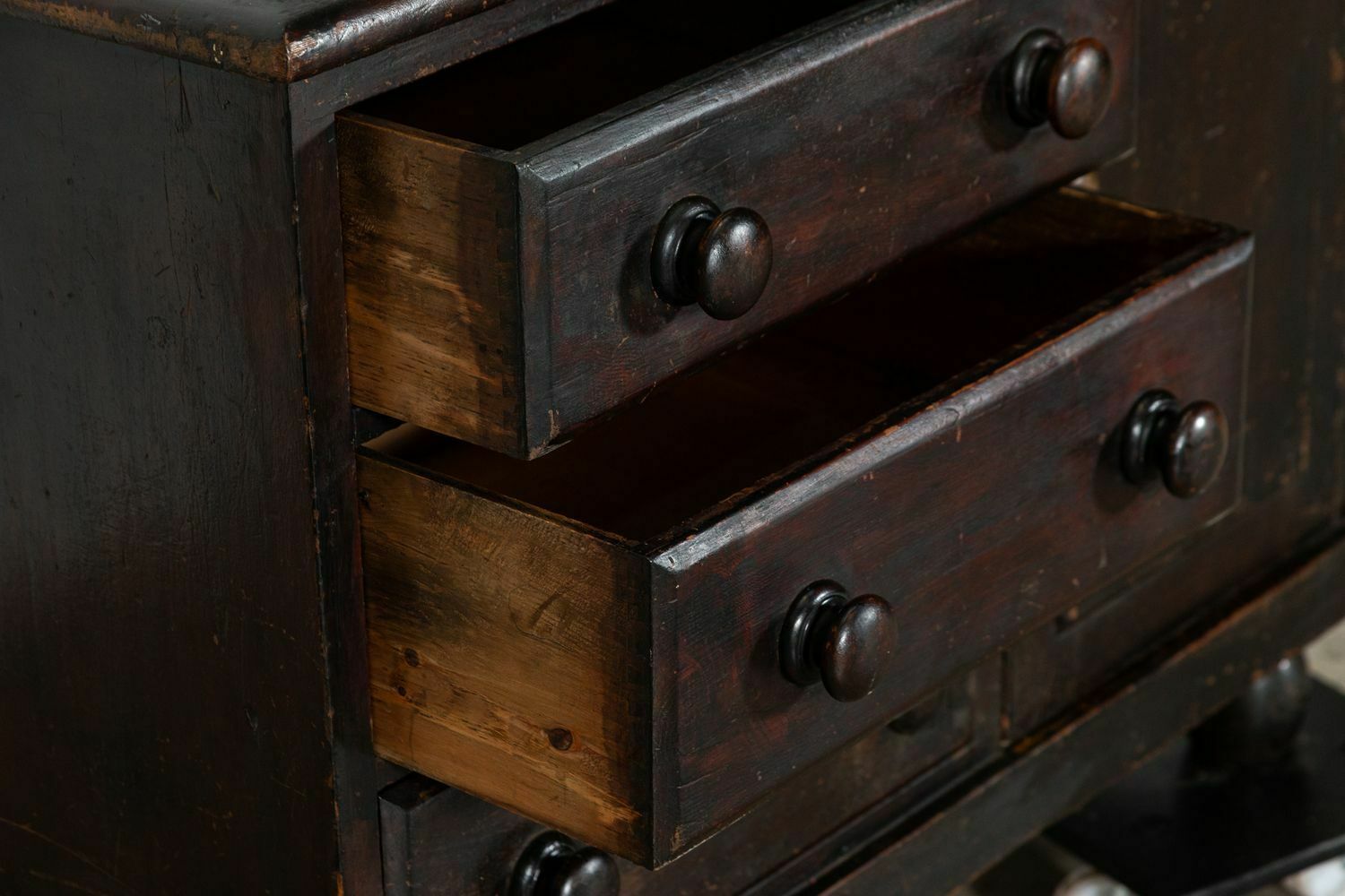 photo vintage 19thc English Pine Dresser Base