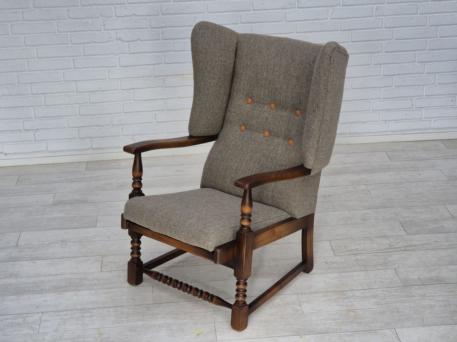 Ca. Jaren 1960, Scandinavisch Design, Opnieuw Beklede Fauteuil, Meubelwol, Eikenhout. photo vintage