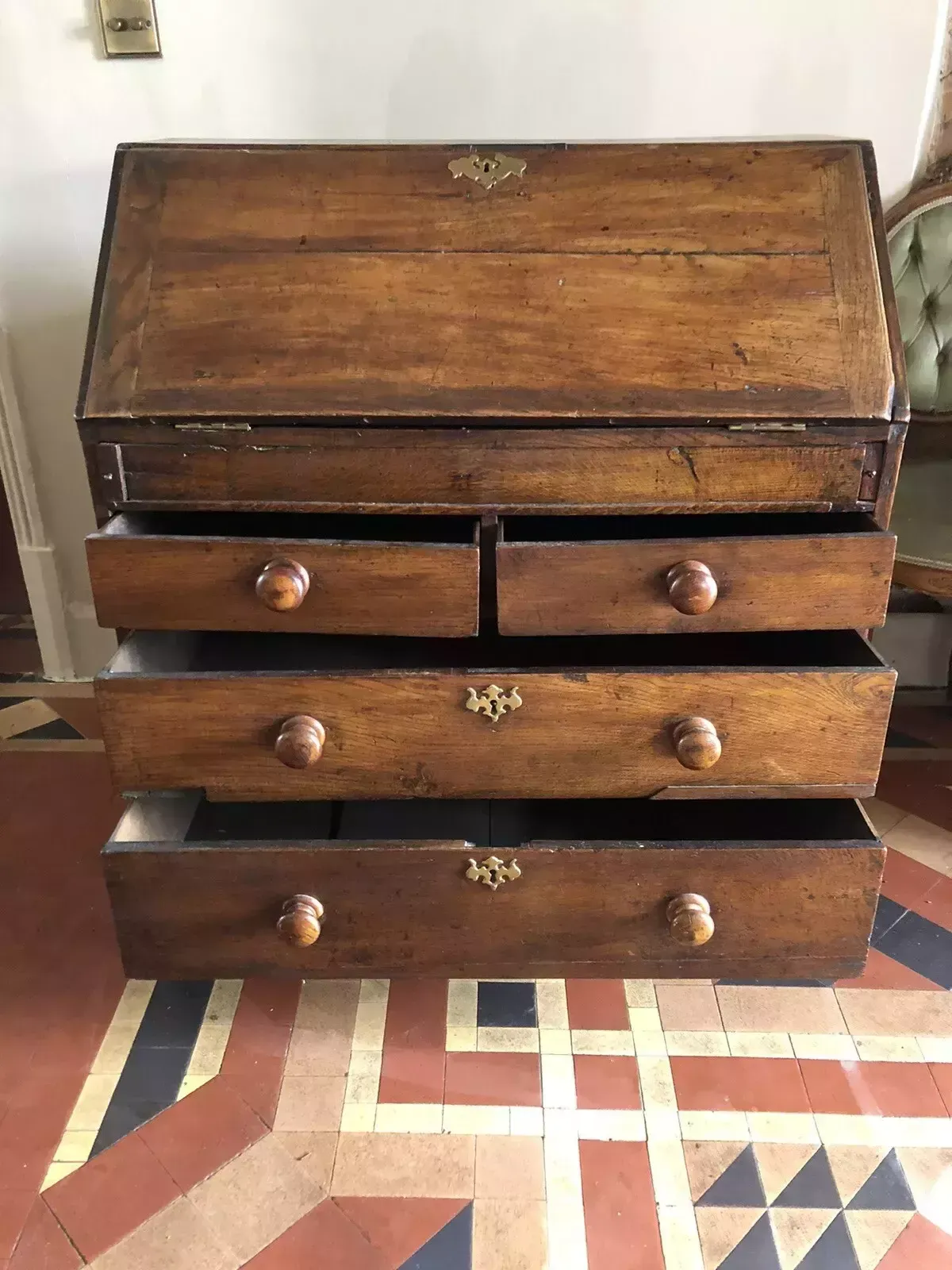 photo vinterior Handsome Antique Original English Oak Dwarf George Lll Georgian Chest Desk