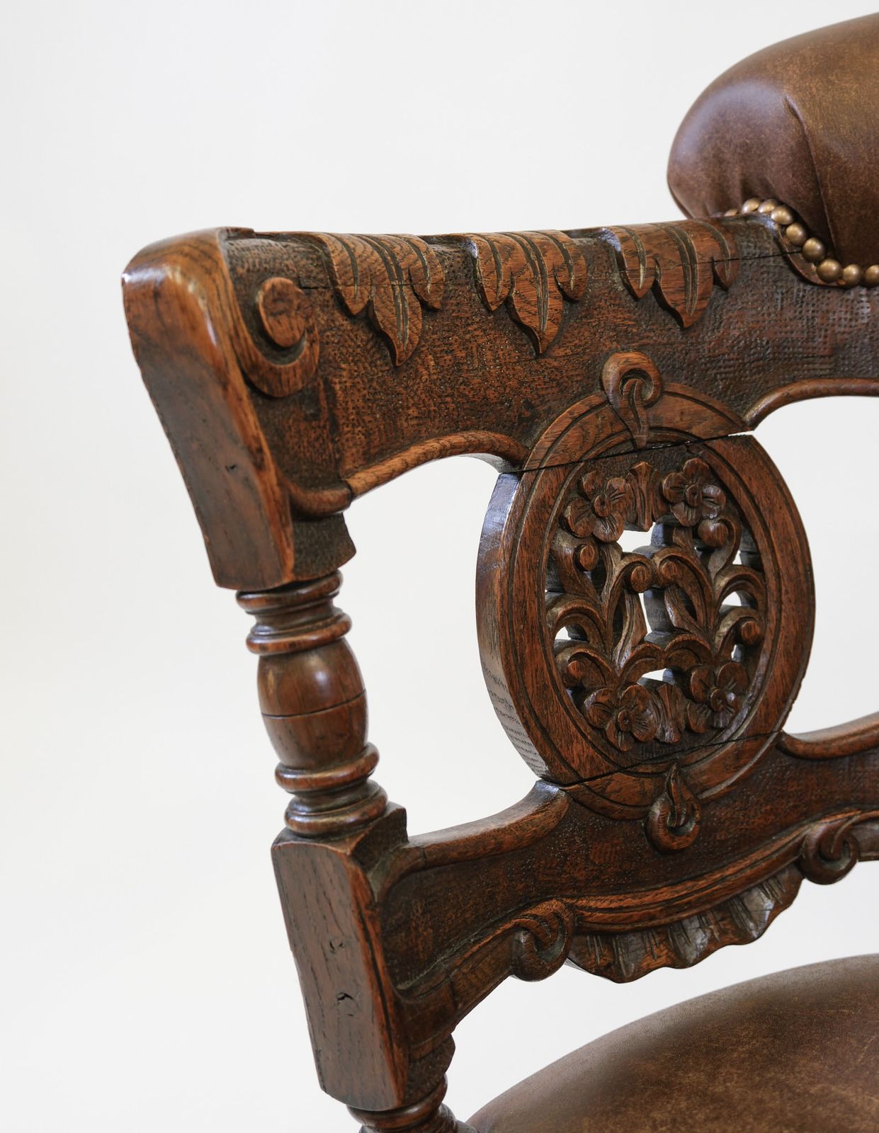 19th Century Oak & Leather Carved Burgermeister Chair photo vintage