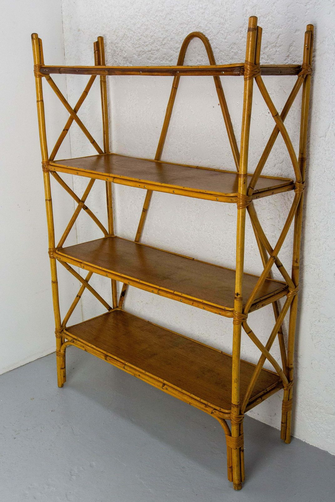 Midcentury Wicker Shelves étagère French Bookcase photo 949.0