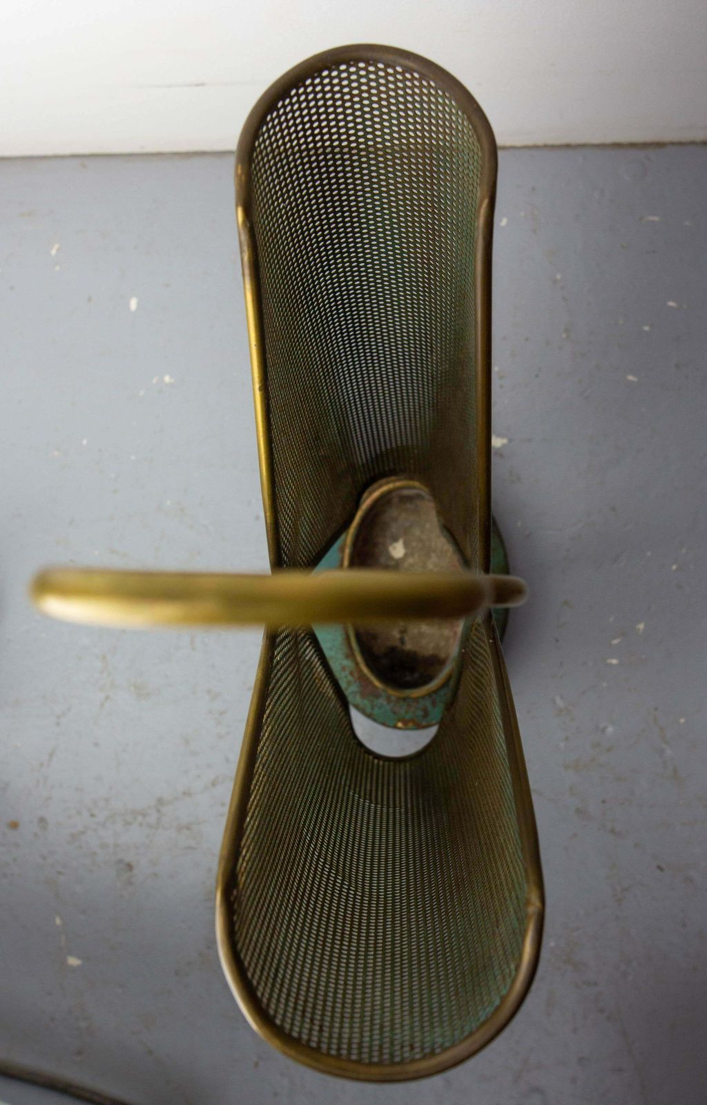 Italian Brass Umbrella Rack Stand In The Matégo Style, 20th Midcentury photo vinterior