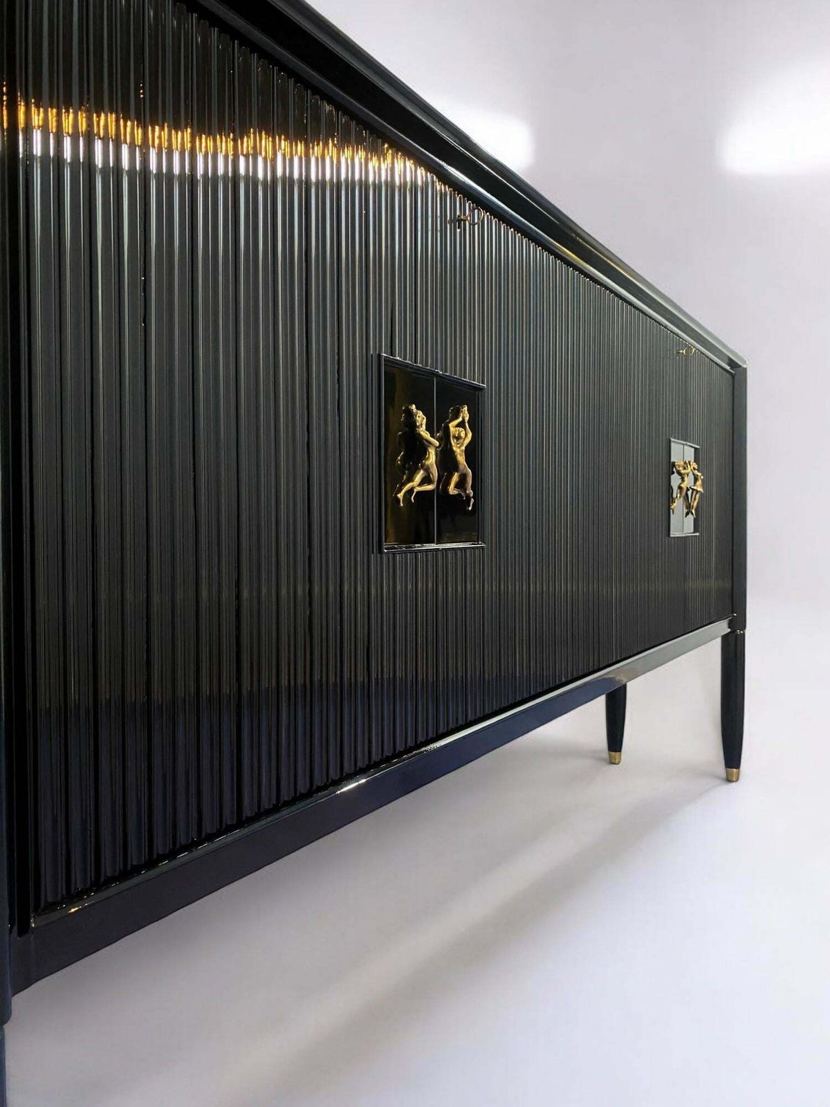 Italian Mid Century Black Lacquered Sideboard By Osvaldo Borsani, 1950s photo vinterior
