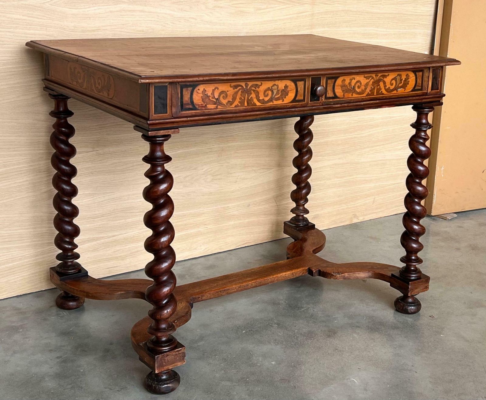 Table d'appoint anglaise Charles II en placage d'olivier façon huître, vers 1780 photo 5057.0