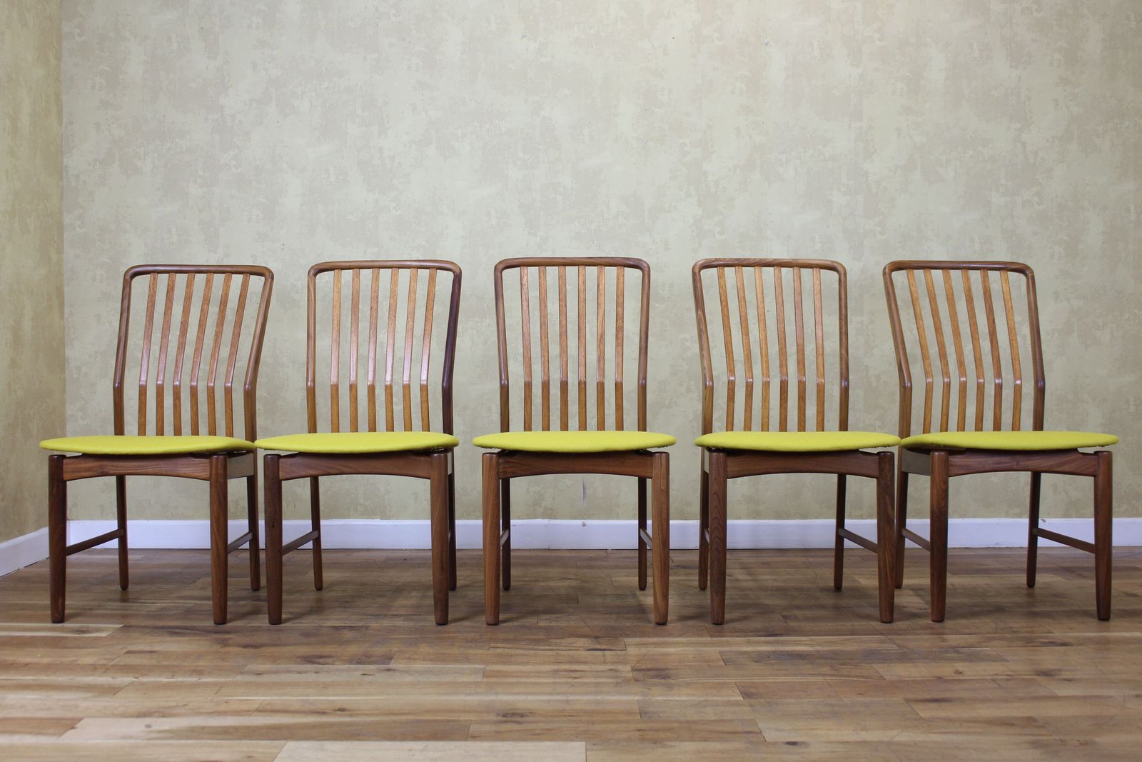 photo furniture Set Of 8 Danish Teak Chairs By Svend Aage Madsen