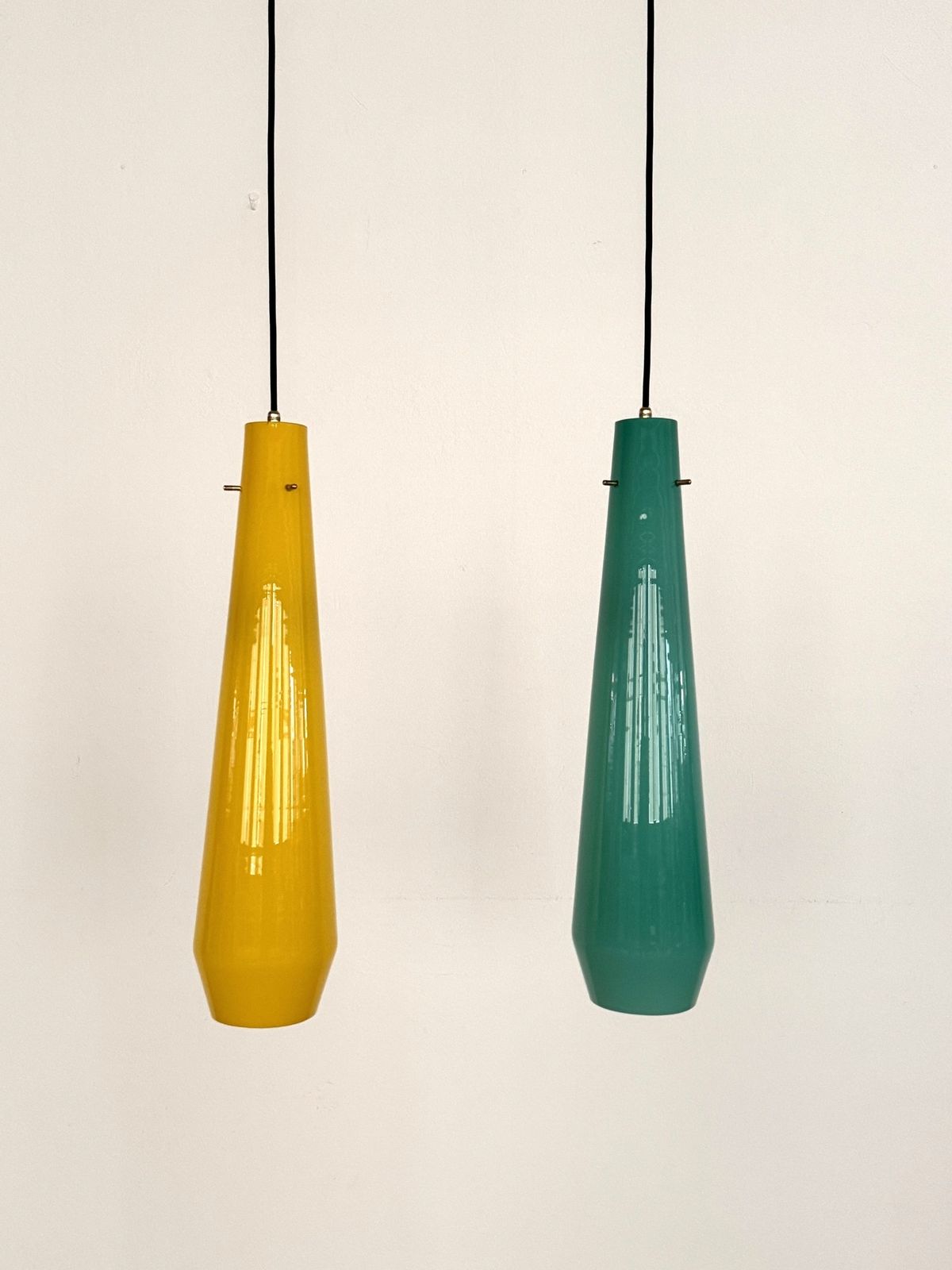 Italian Murano Glass Pendants In Green And Yellow By Vistosi, 1970s, Set Of 2