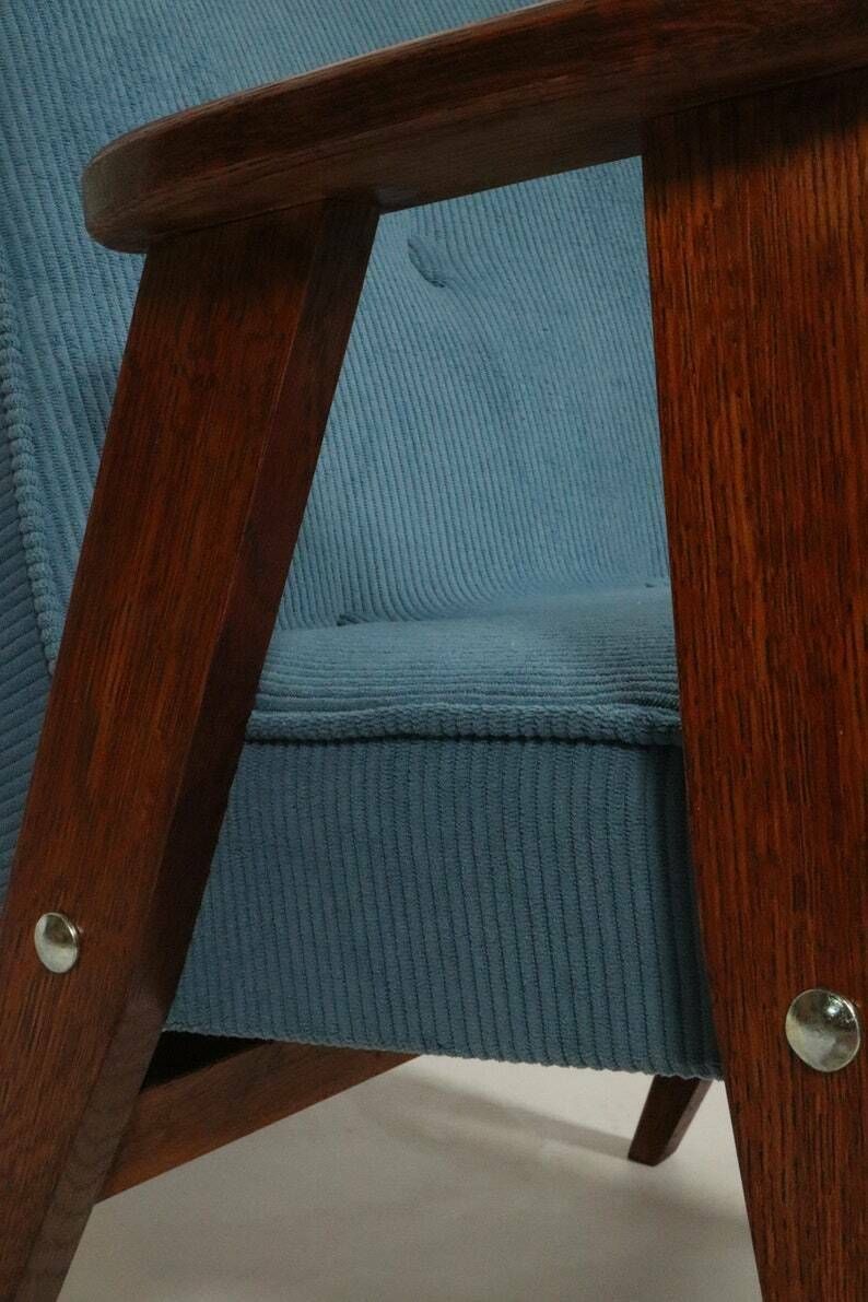 photo furniture Mid Century Fauteuil Marineblauw Corduroy Fluweel Bekleding Lounge Chair, Jaren 1960