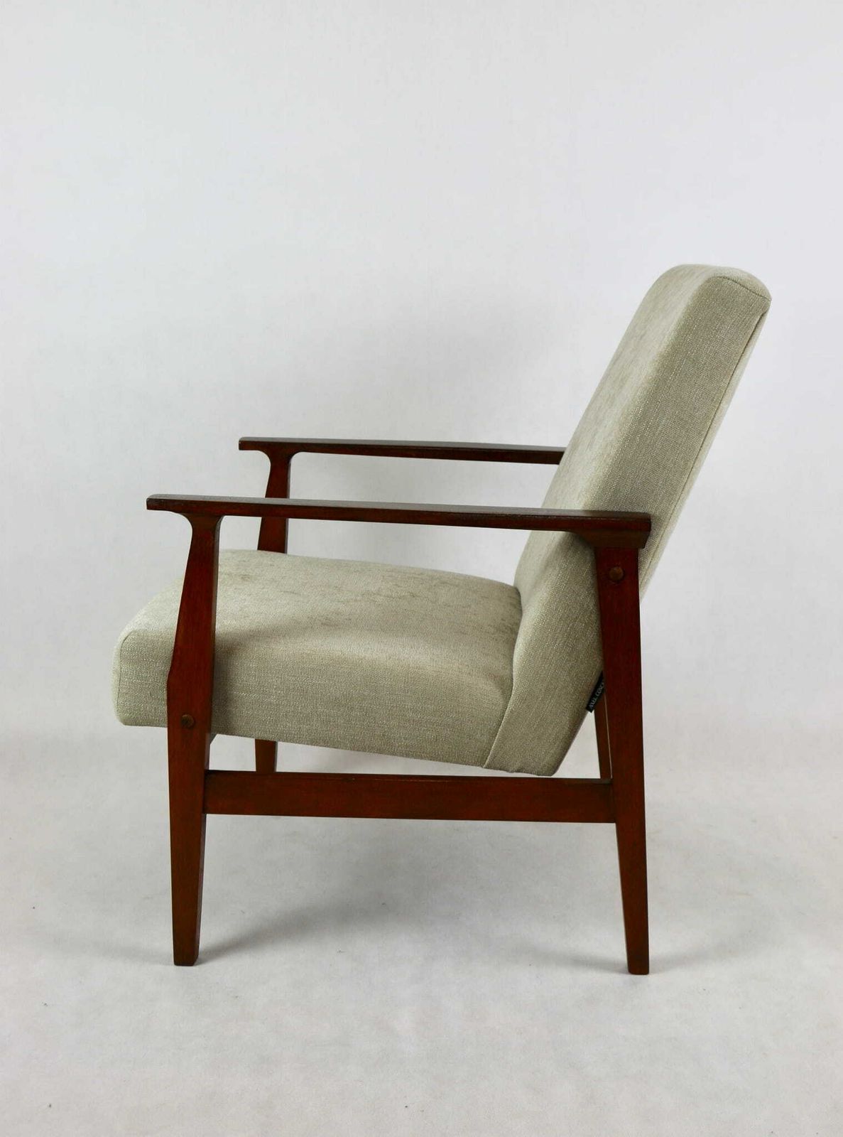 photo furniture Classic Armchair Like Lis Vintage 70s Beige