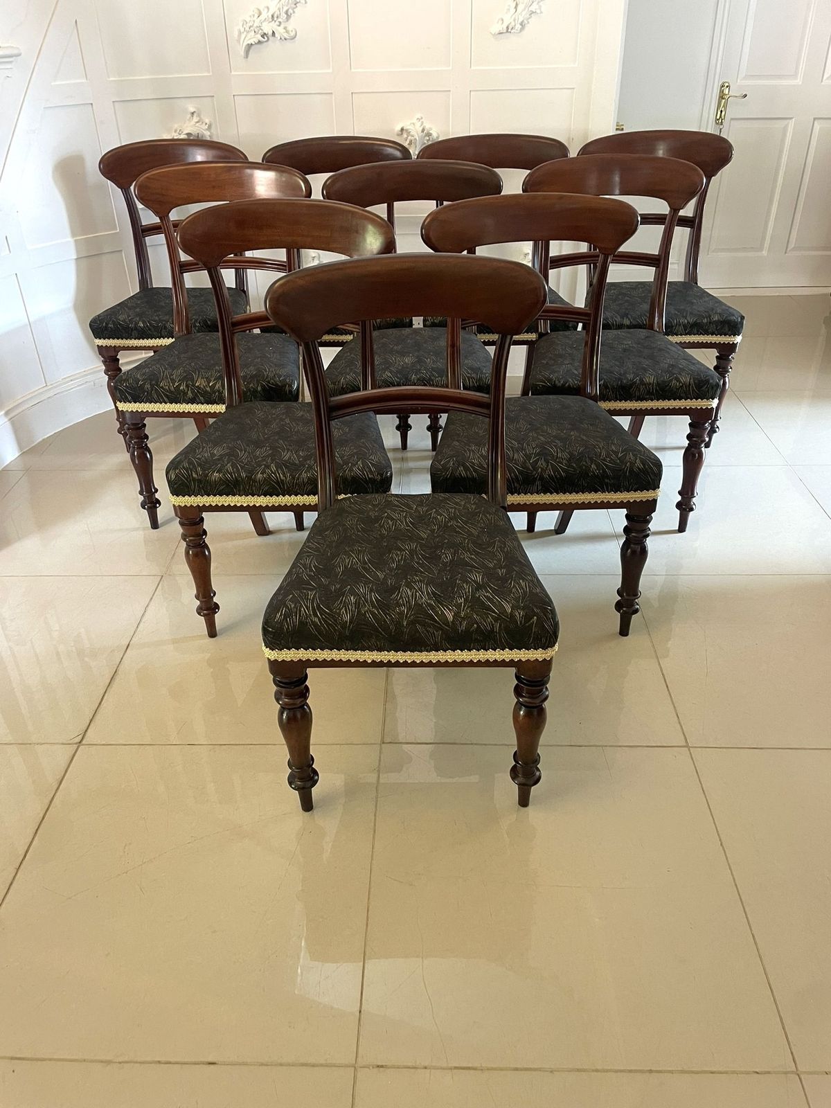 Antique 19th Century Set Of 10 Quality Mahogany Dining Chairs