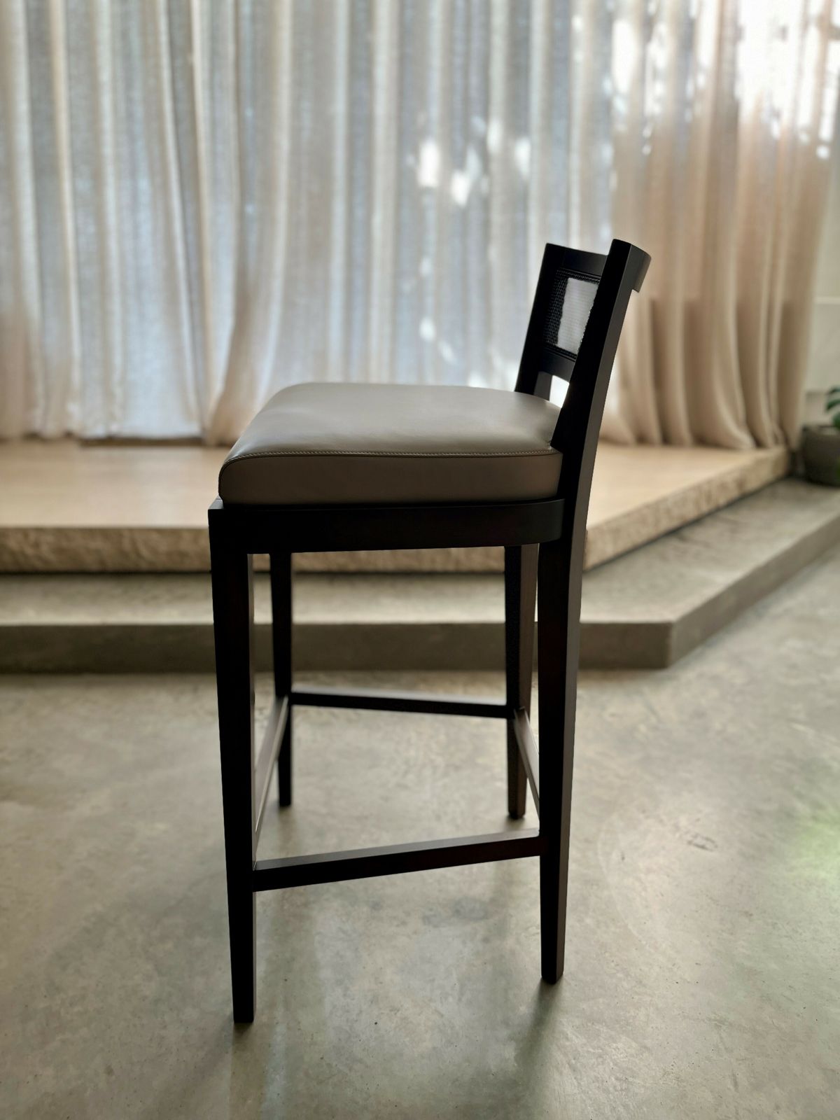 photo for sale Promemoria Caffe Stools (X2) In Beechwood & Tortora Leather (Handmade In Italy)