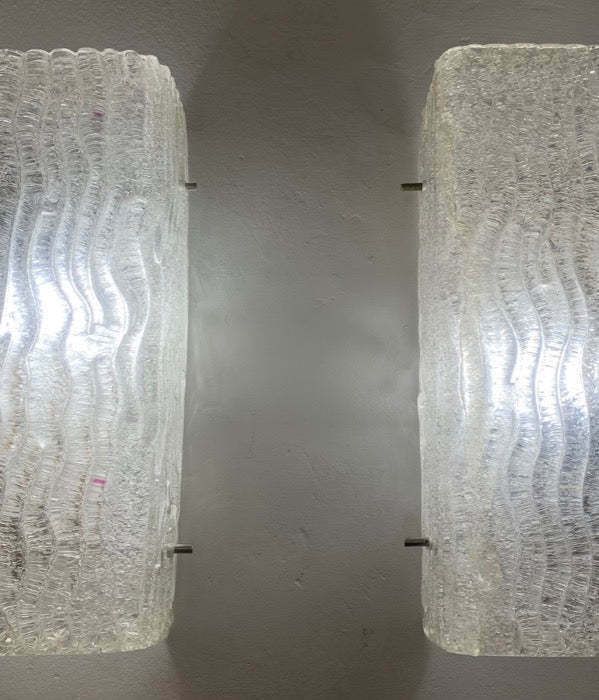 Pair Of Large Austrian 1960s J.T. Kalmar For Kalmar Lighting Waved Glass & Brass Wall Lights Or Wall Sconces photo vintage
