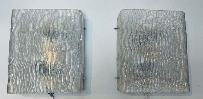 photo vinterior Pair Of Large Austrian 1960s J.T. Kalmar For Kalmar Lighting Waved Glass & Brass Wall Lights Or Wall Sconces