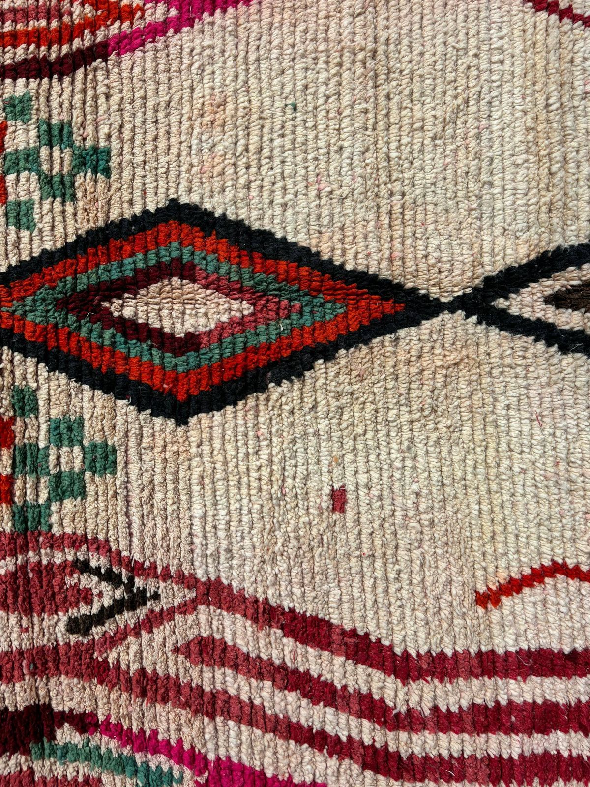 photo furniture Moroccan Wool Rug 180x260 Cm, Berber Hand Made Carpet, Beni Ourain Moroccan Rug, Living Interior Rug, Modern Rug