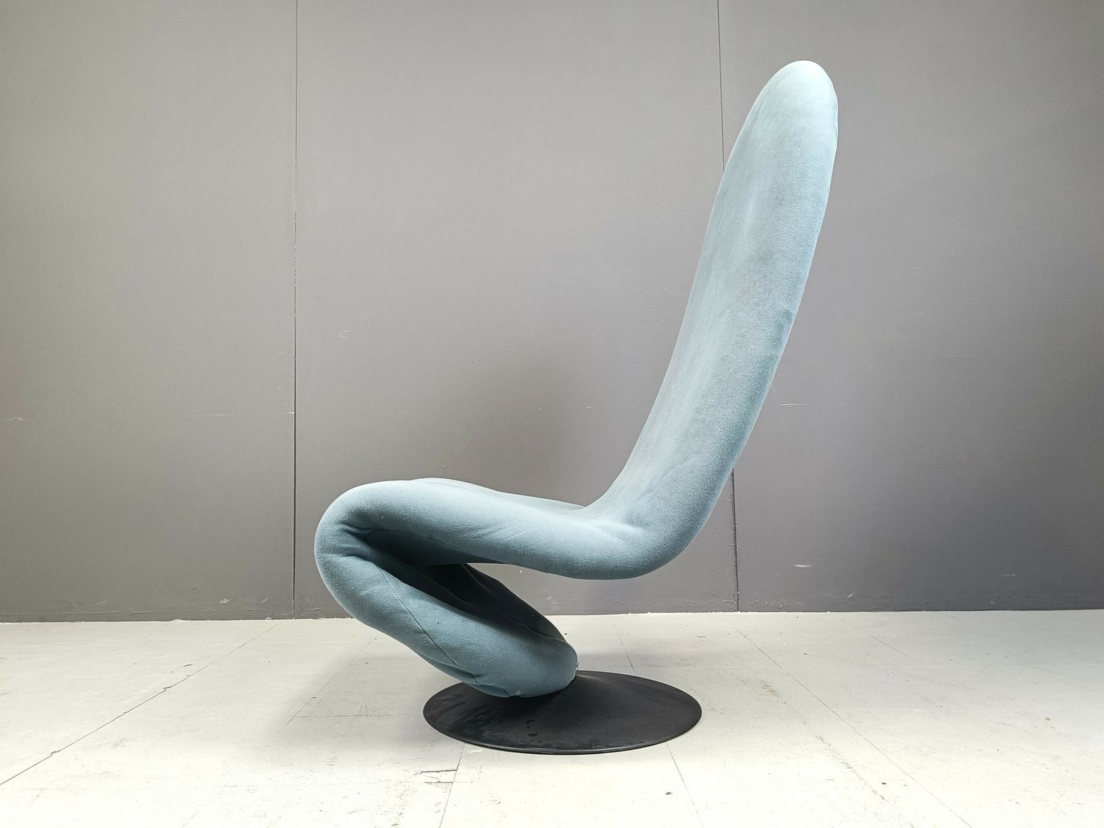 1 2 3 High Back Chair For Fritz Hansen By Verner Panton For Fritz Hansen, 1970s photo vinterior